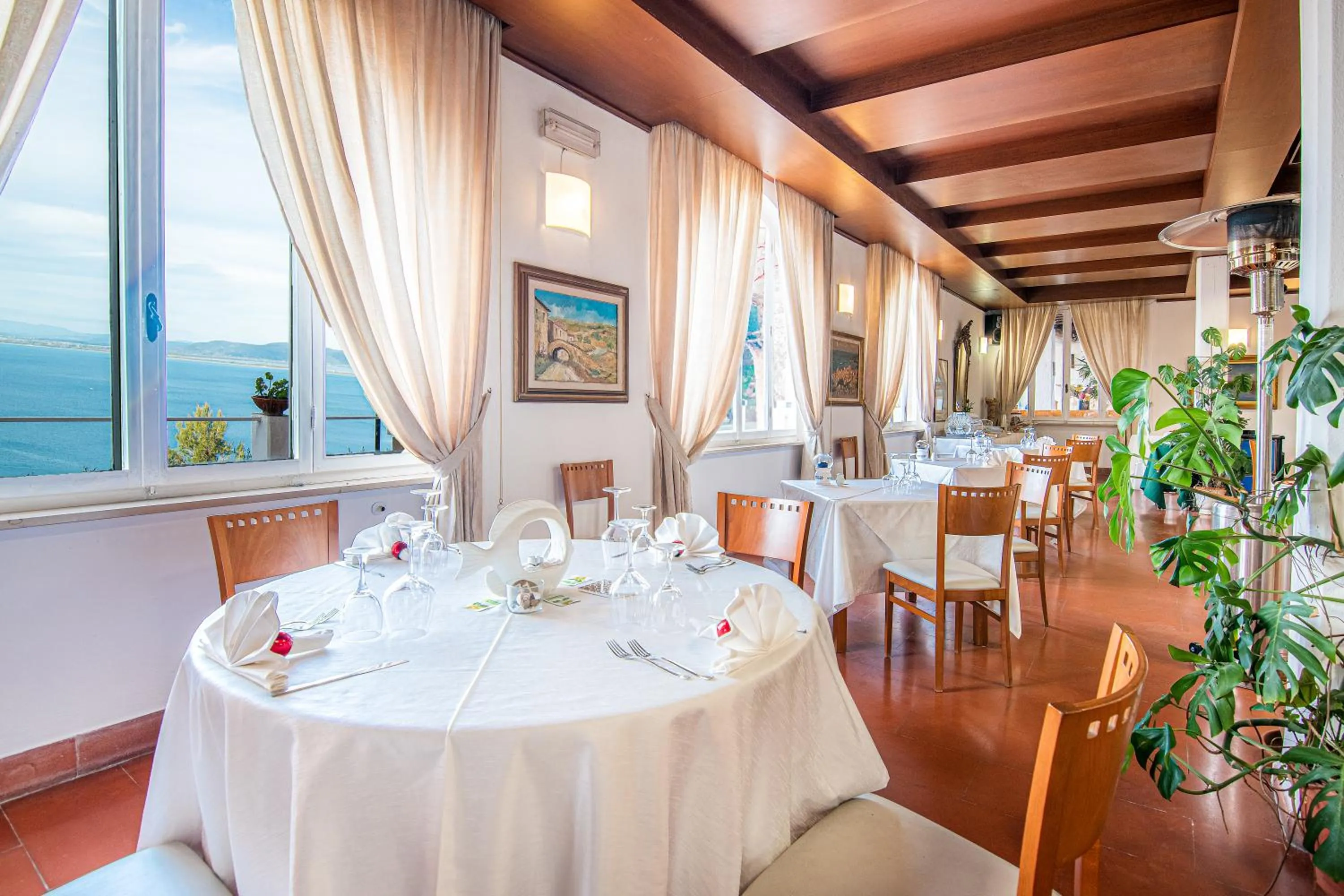 Restaurant/places to eat in Hotel Vittoria