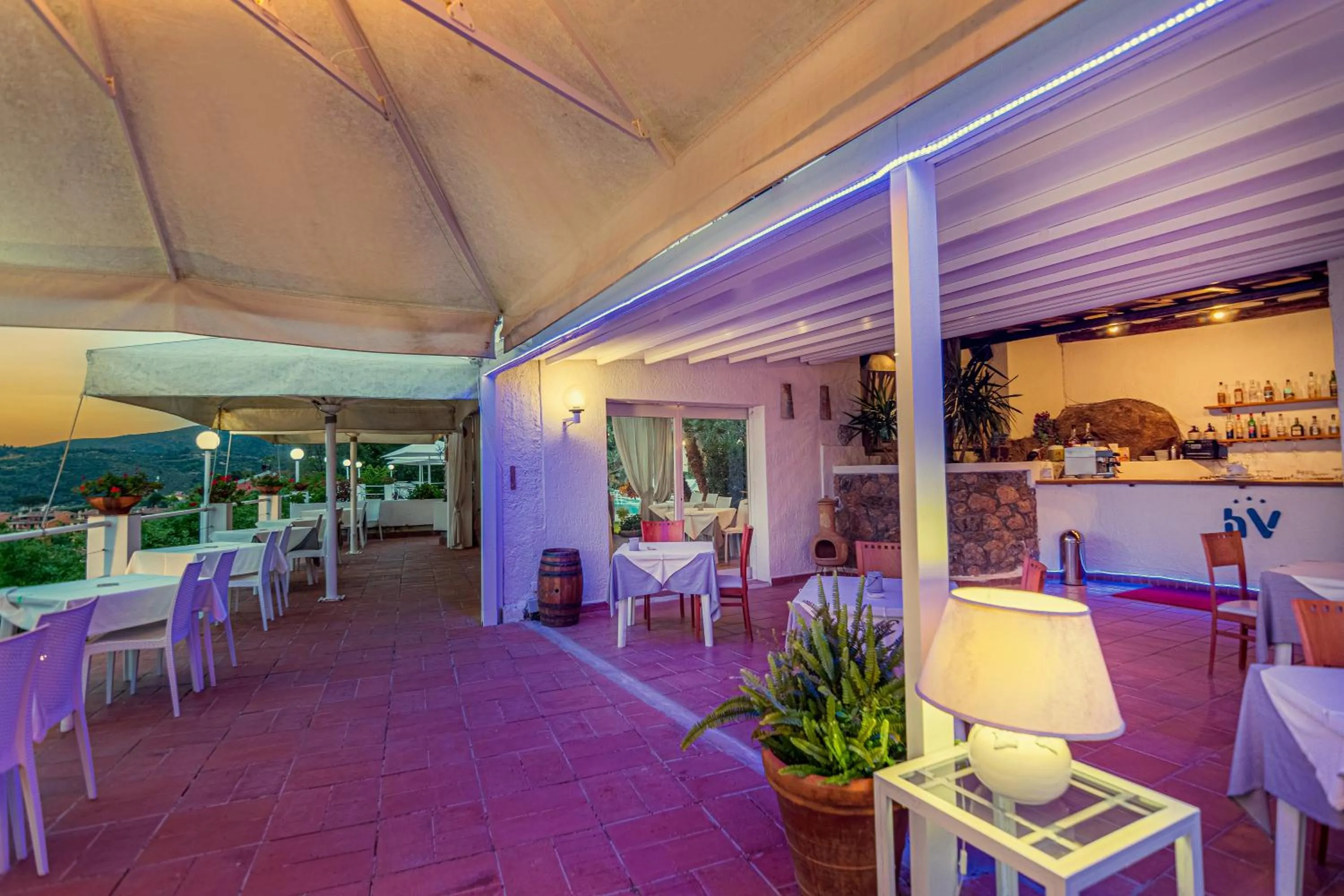 Communal lounge/ TV room in Hotel Vittoria