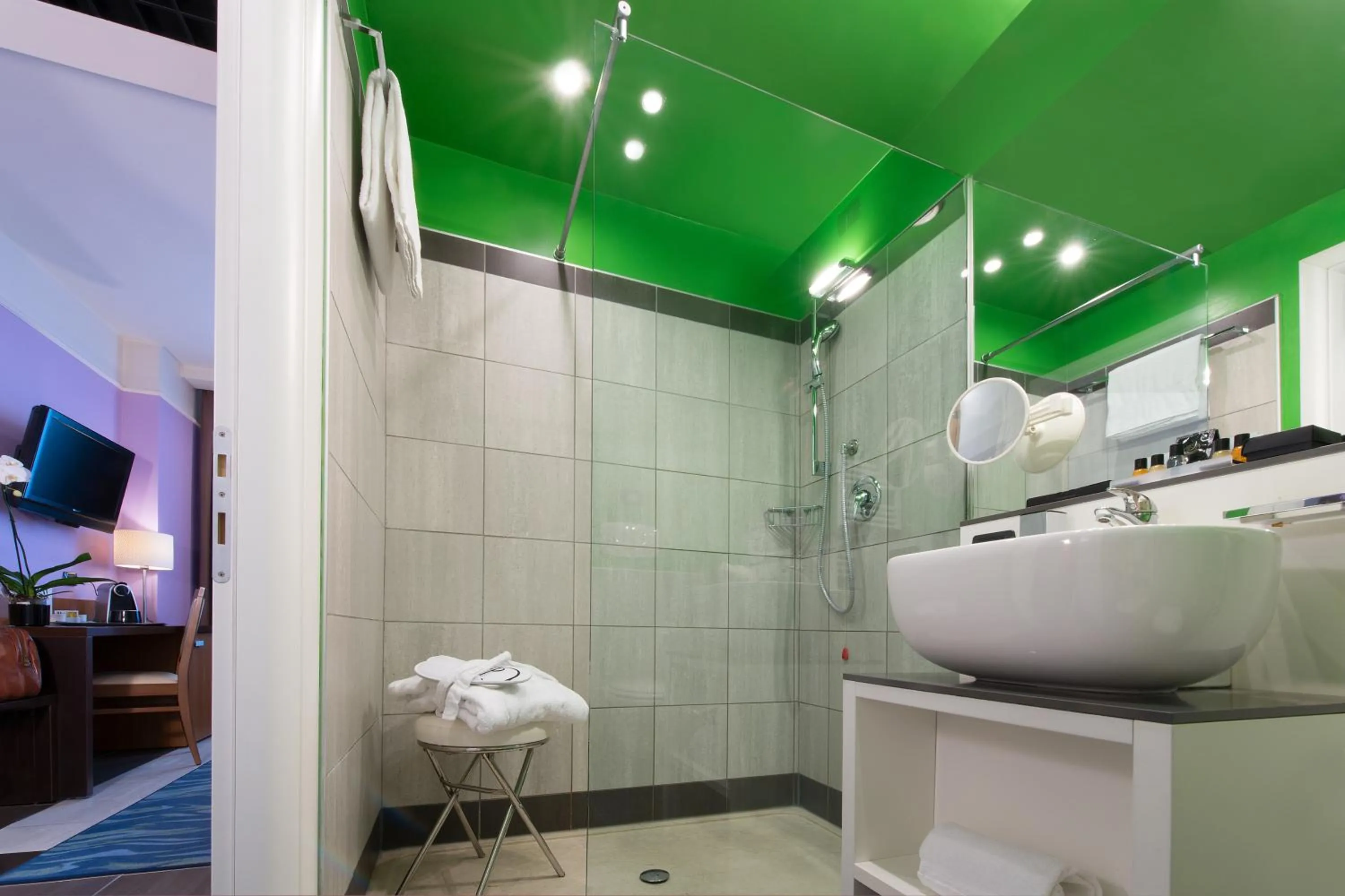 Bathroom in My One Hotel Bologna