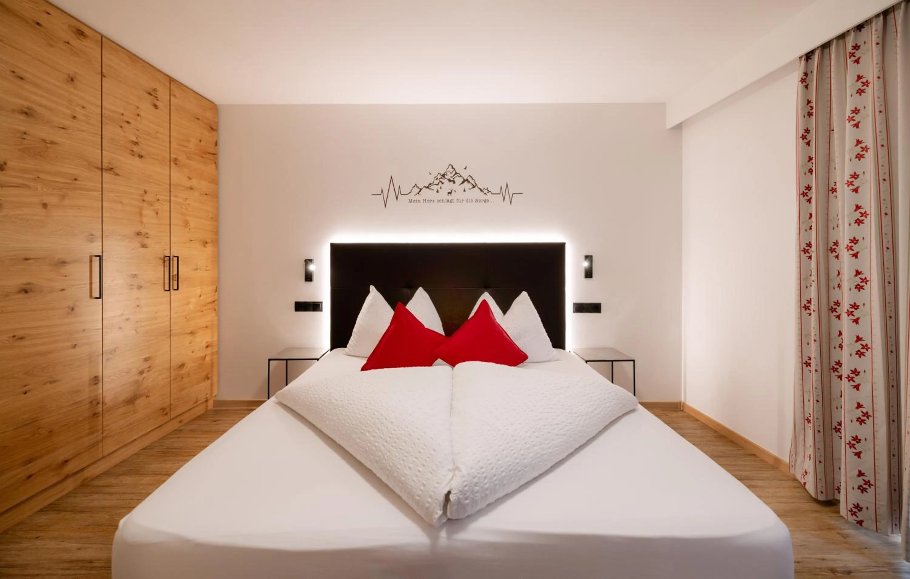 Bedroom, Bed in Pension Florian