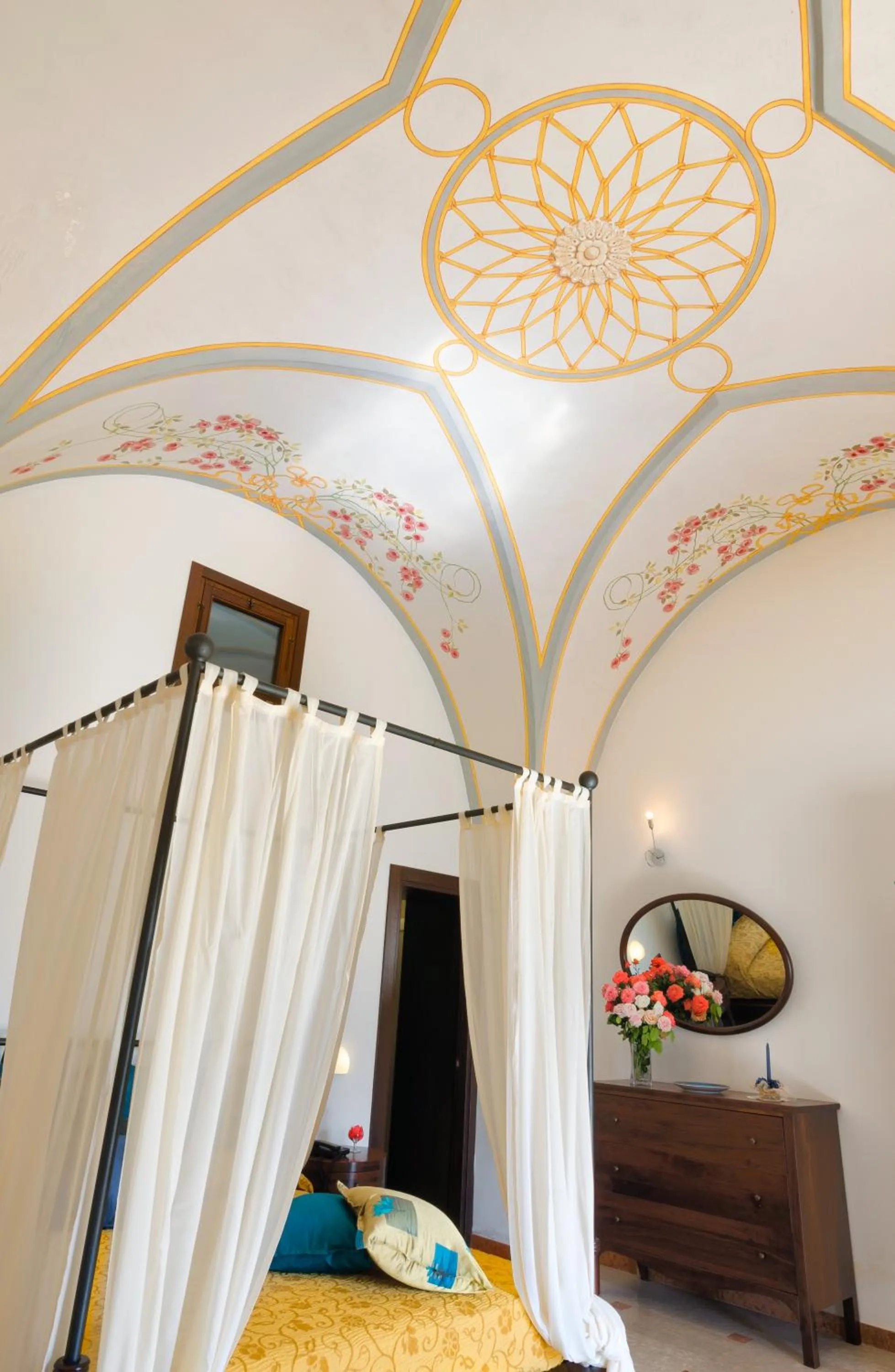 Bed in AmareGold Tenuta La Baronessa Resort