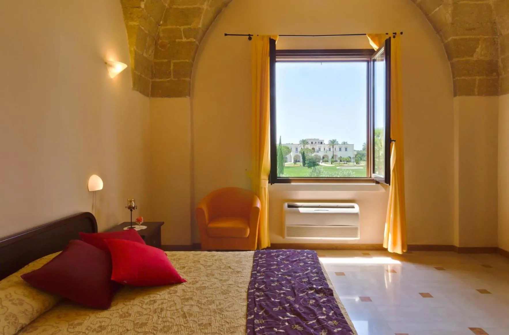 Bed in AmareGold Tenuta La Baronessa Resort