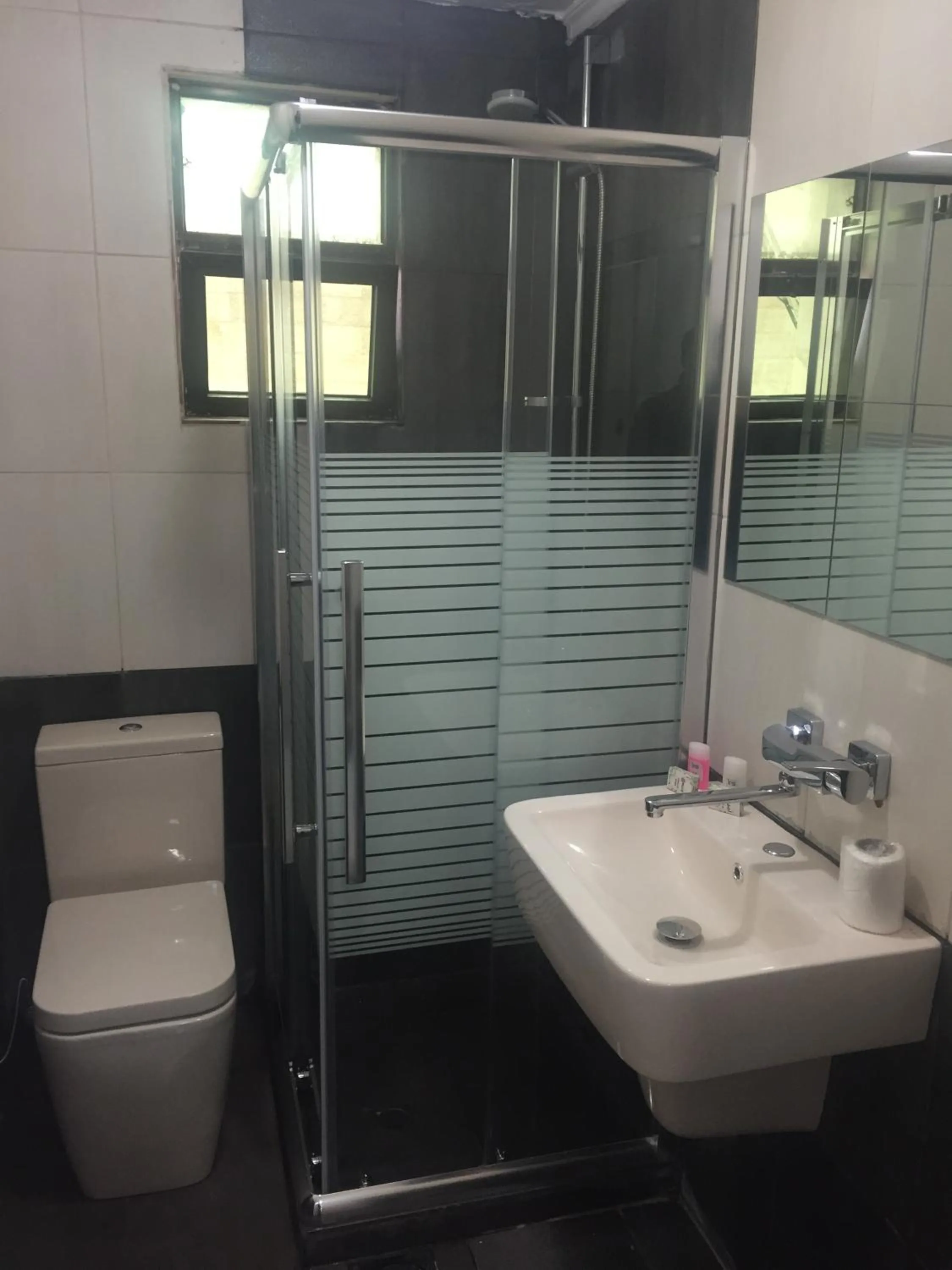 Bathroom in Masaya Al Deyar Apartments