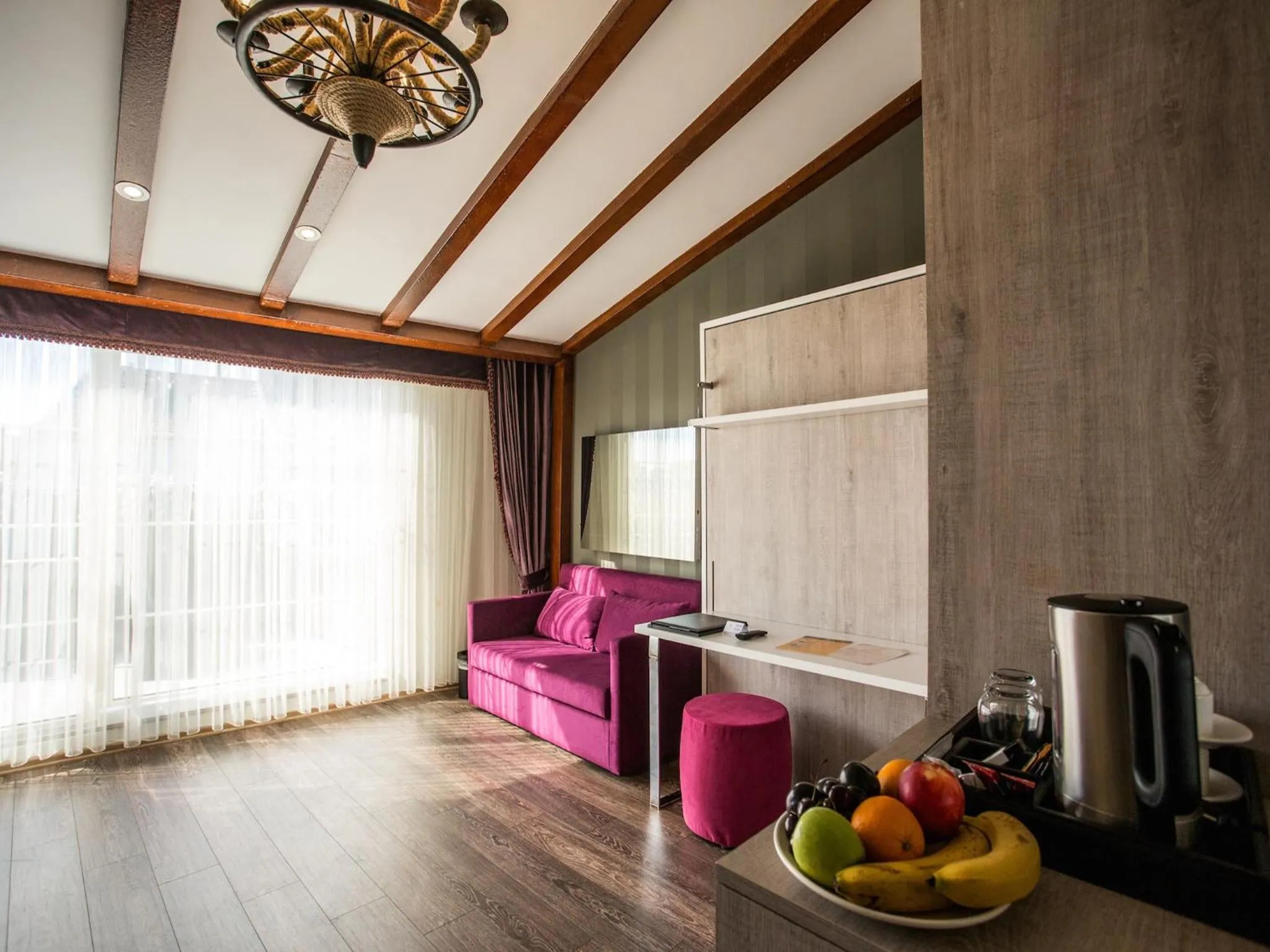 TV and multimedia in Bonne Sante Hotel