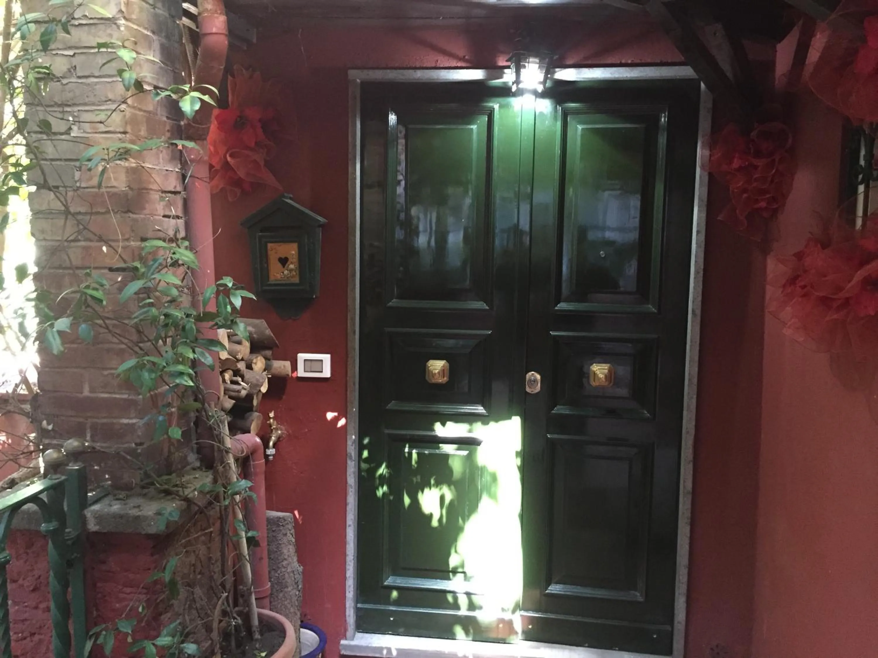 Property building in Margutta's Garden