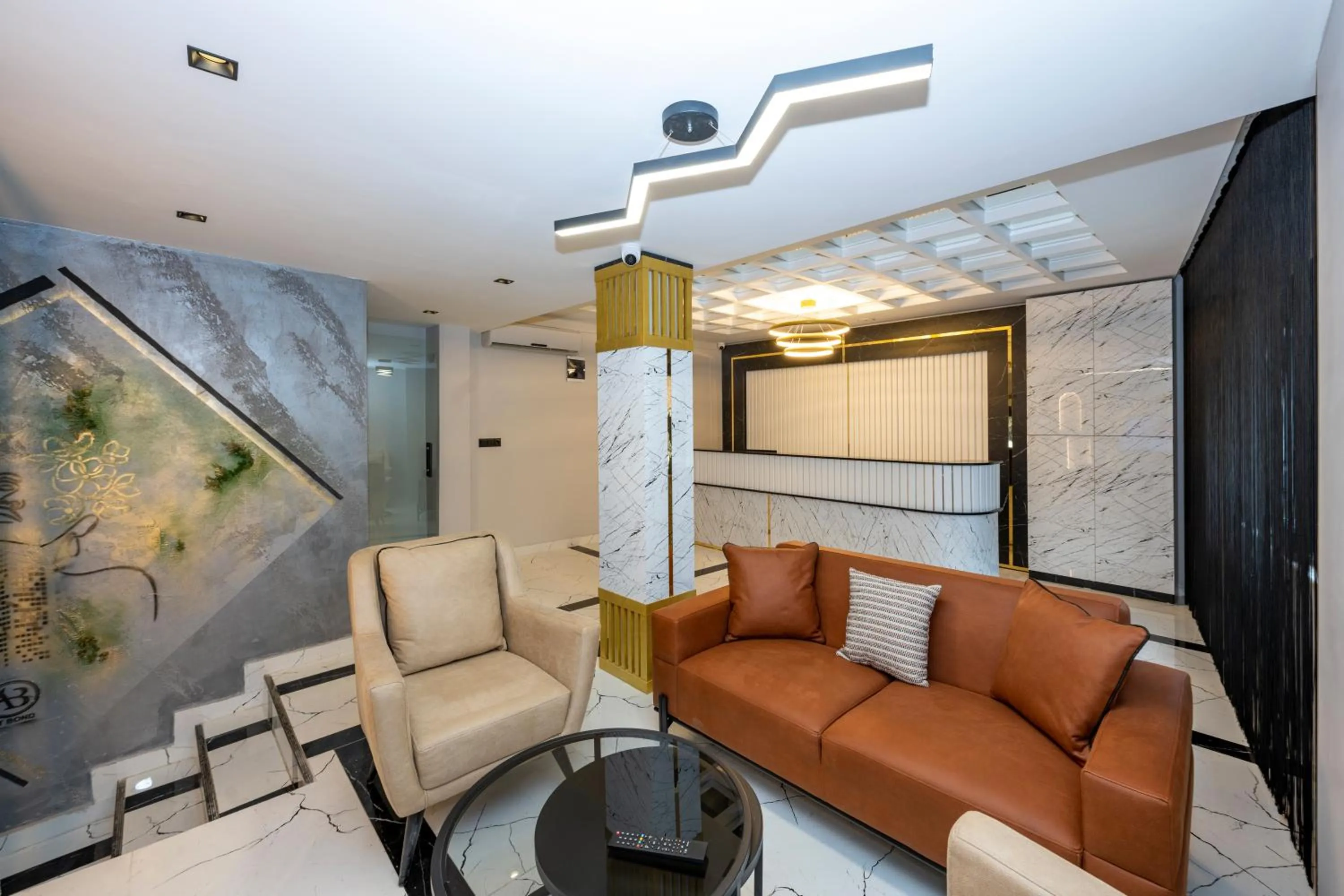 Lobby or reception in İstanbul Paradise Hotel