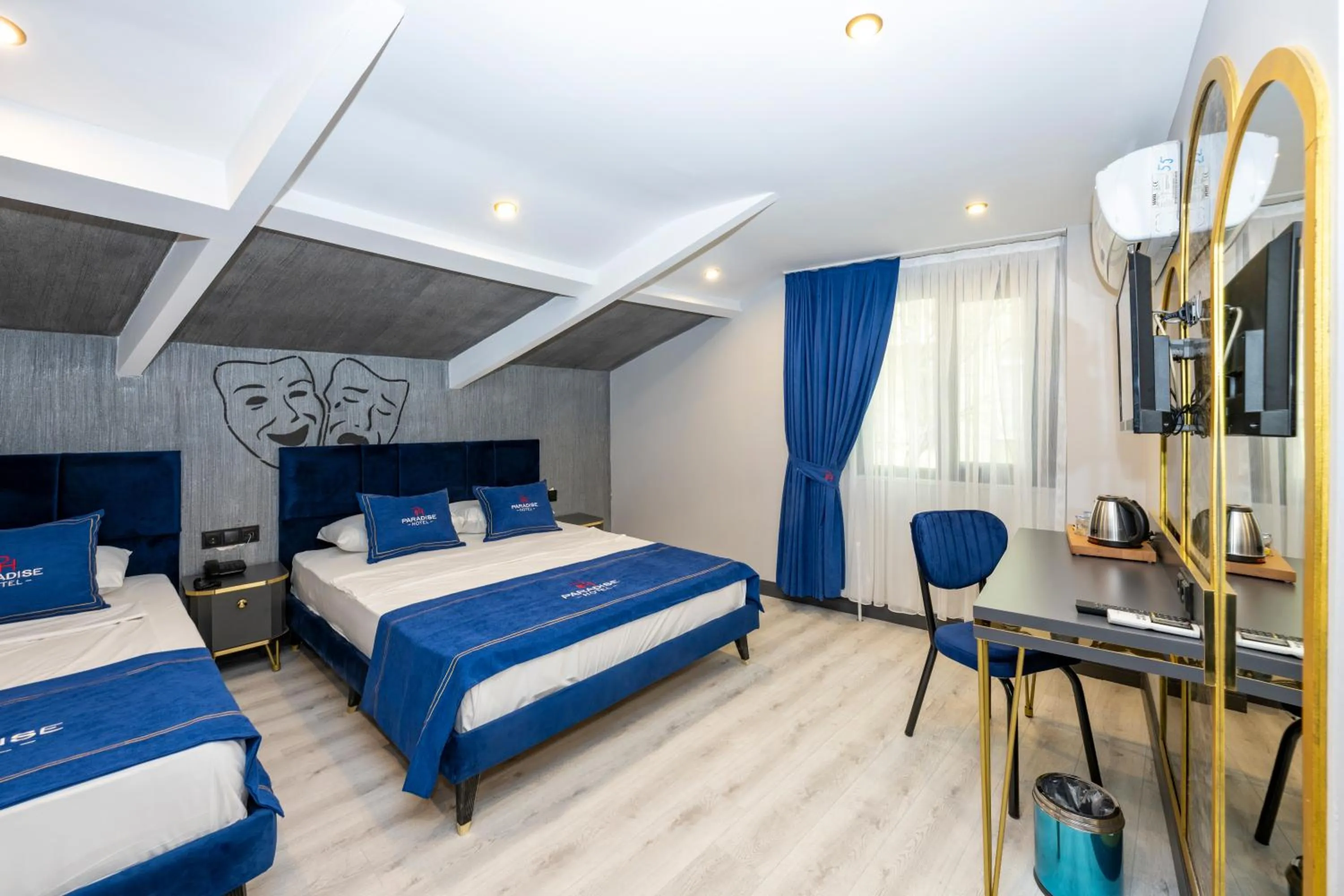 Photo of the whole room, Bed in İstanbul Paradise Hotel