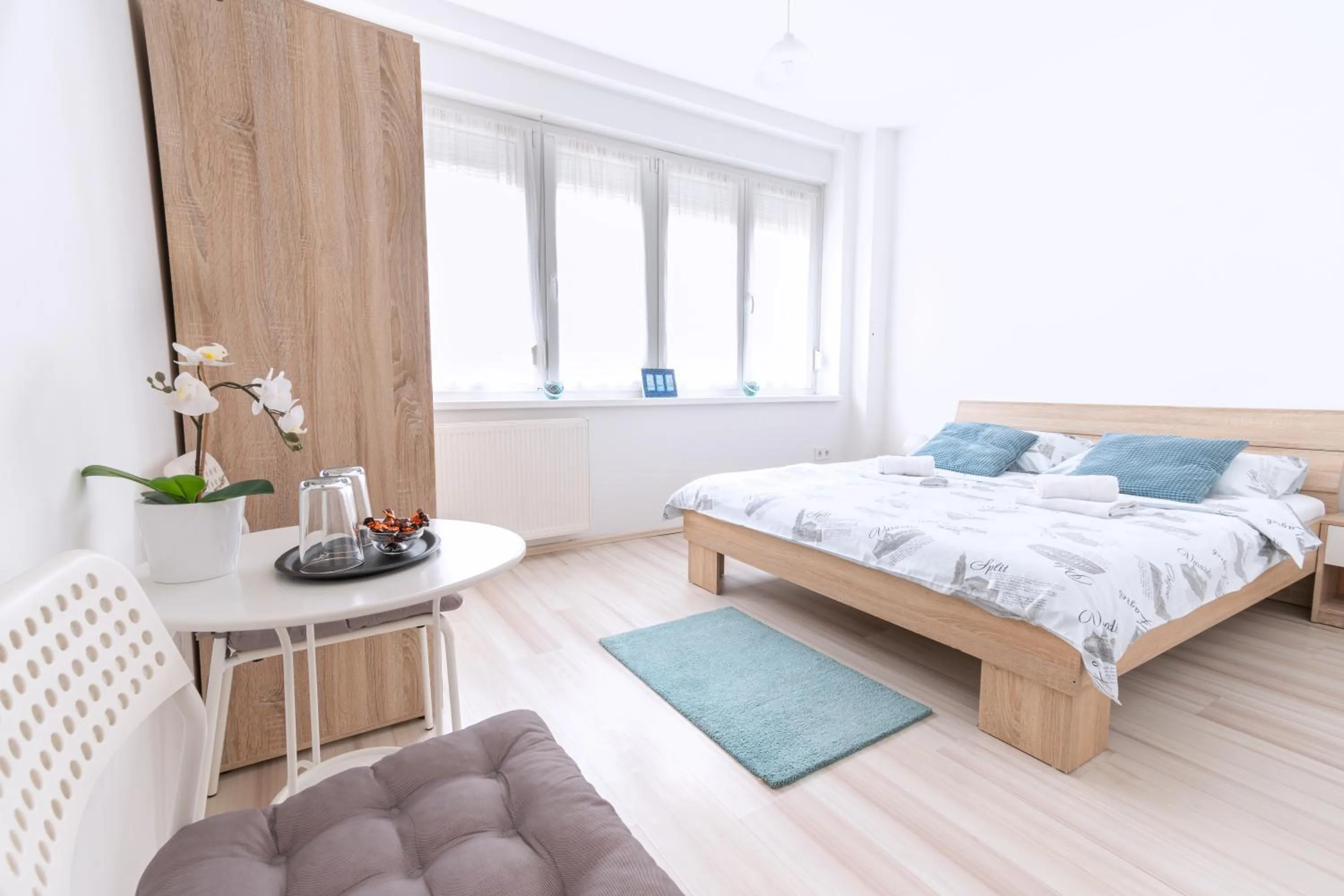 Bedroom in The Dots Hostel