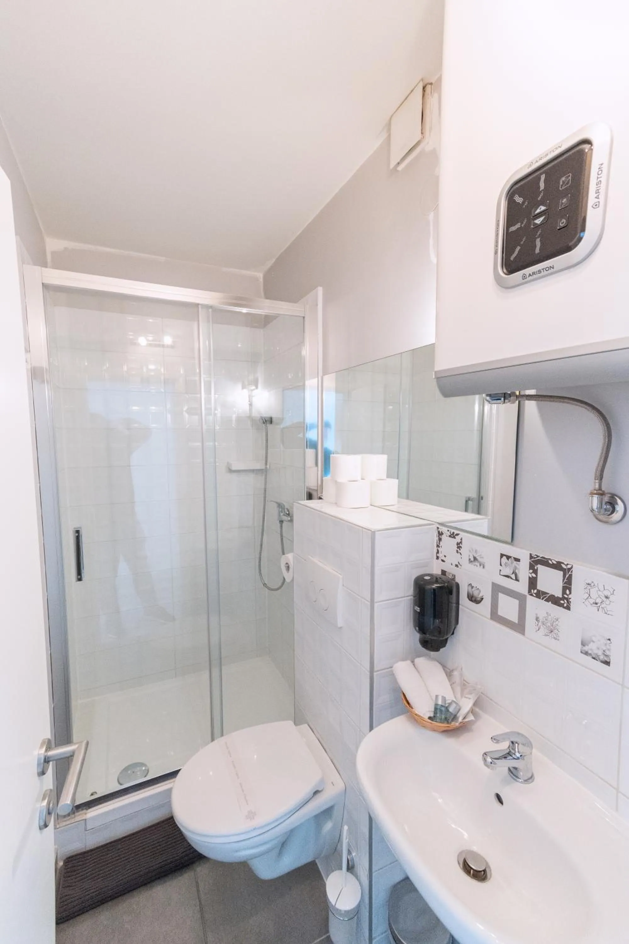 Bathroom in The Dots Hostel