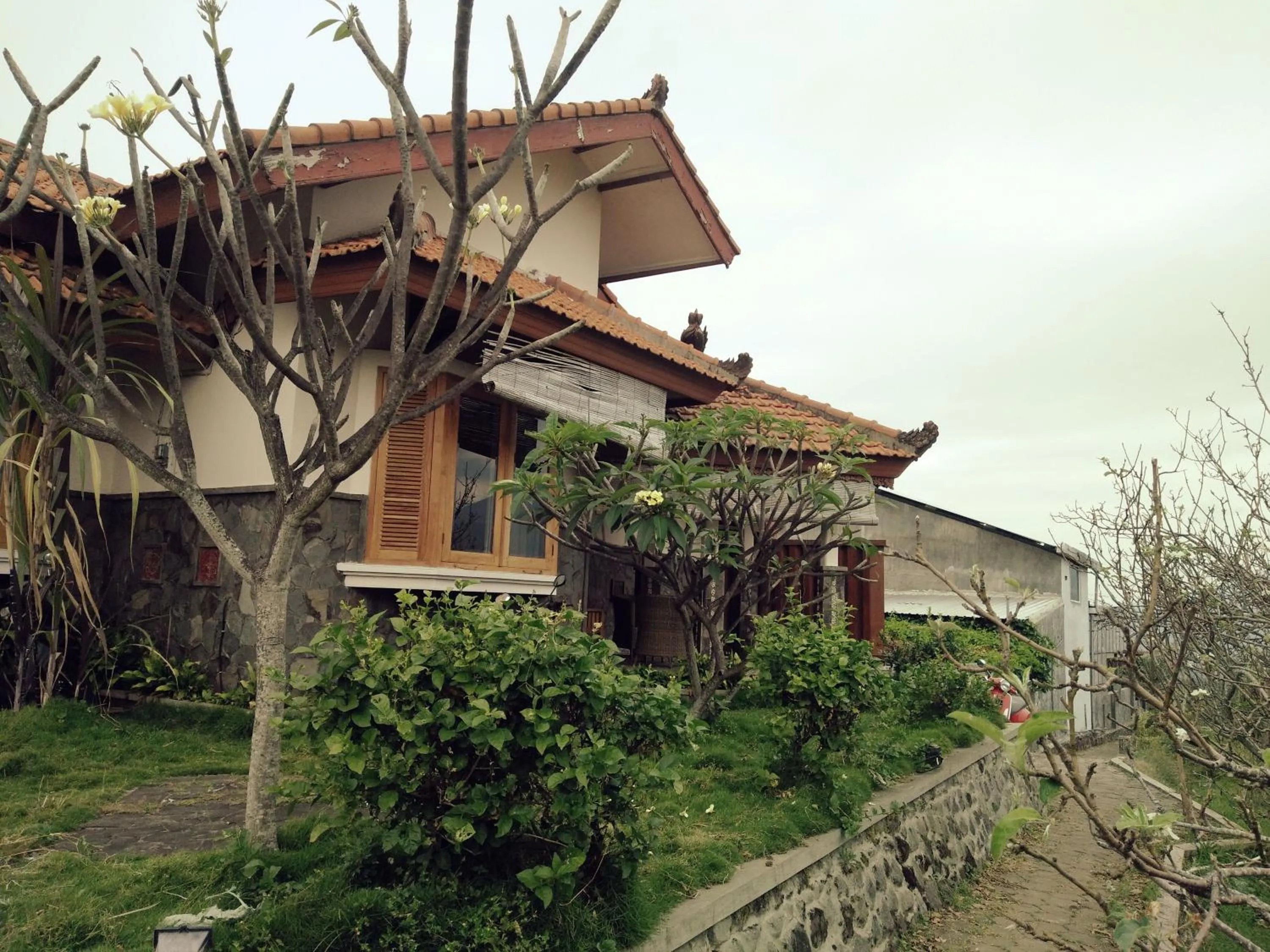 Day in Shanty's House