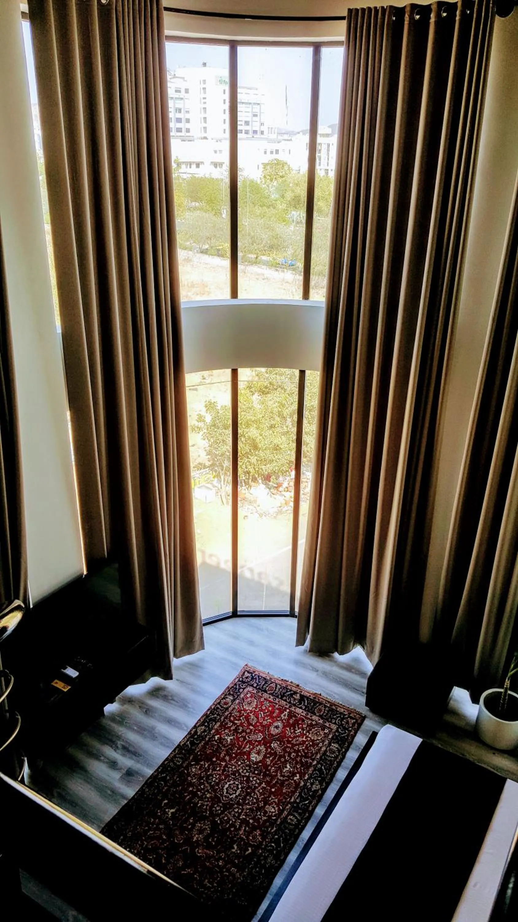 Photo of the whole room, Bed in The Saneer Jaipur