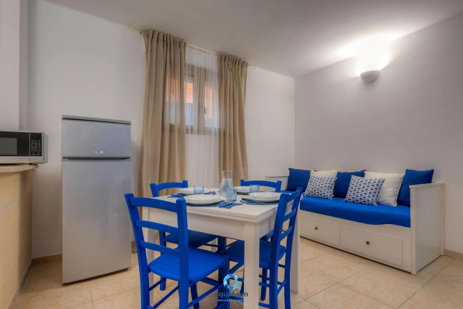 Living room in Aquarium Residence