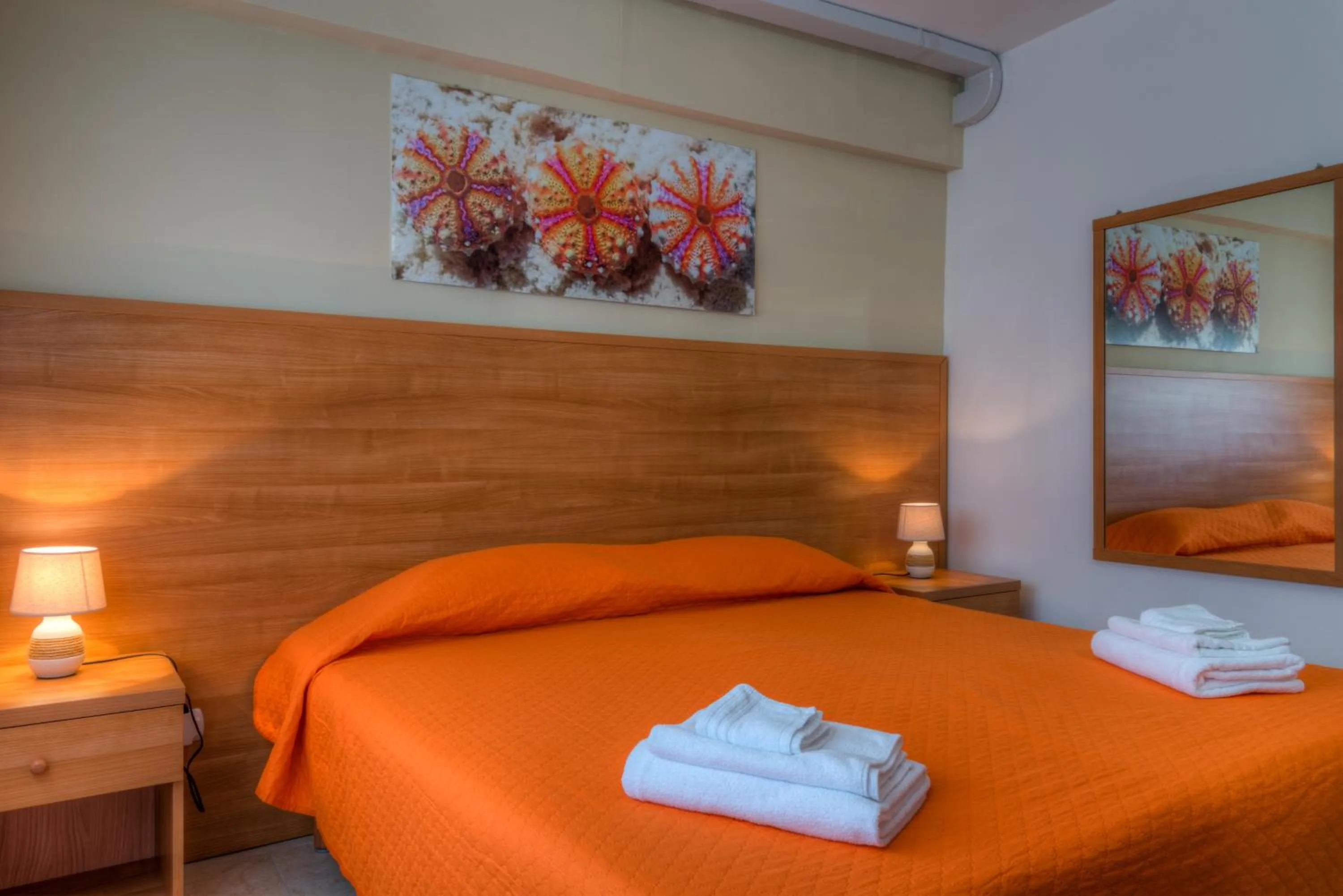 Bedroom, Bed in Aquarium Residence