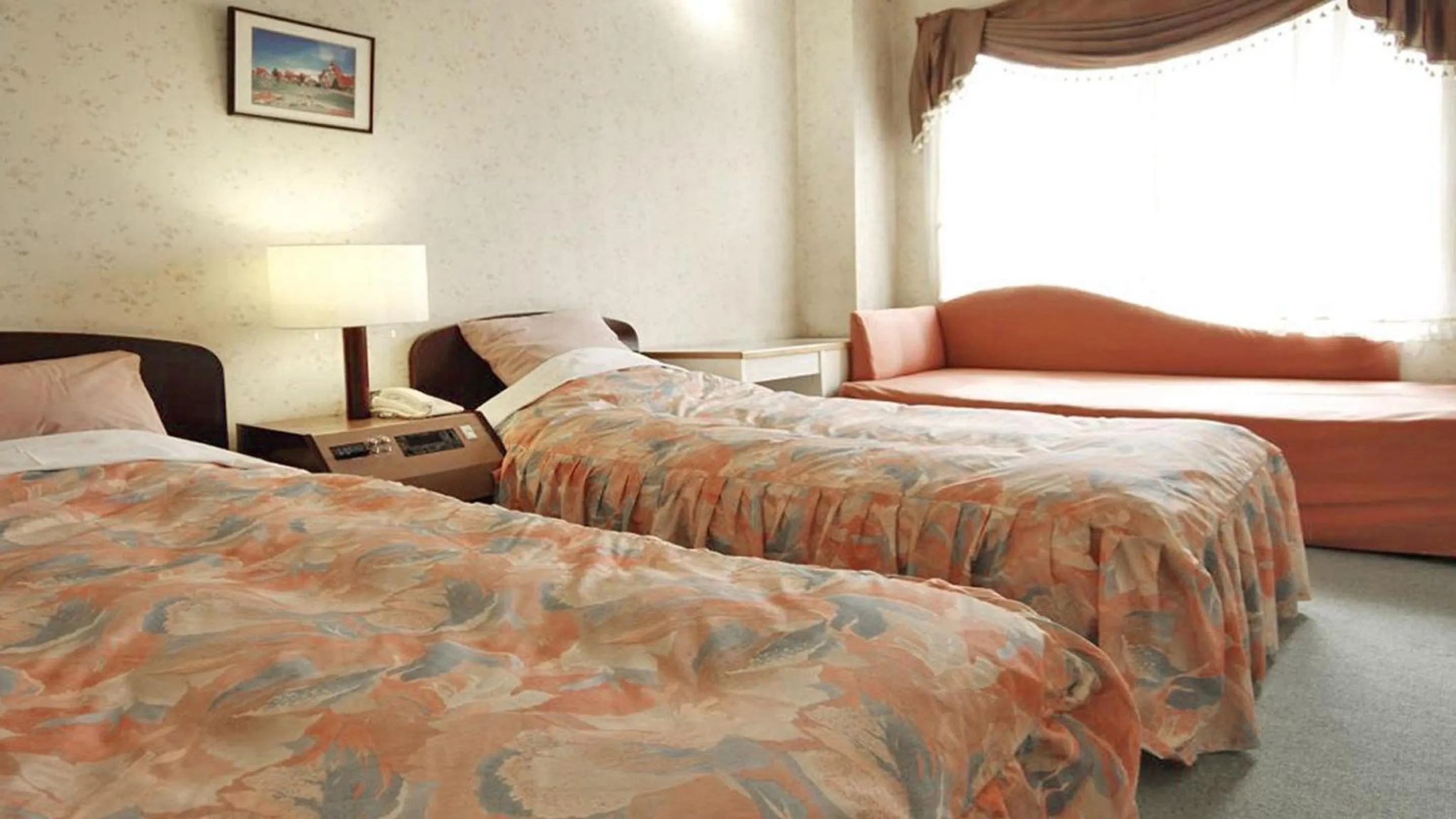 Bathroom, Bed in Hotel Green Plaza Joetsu