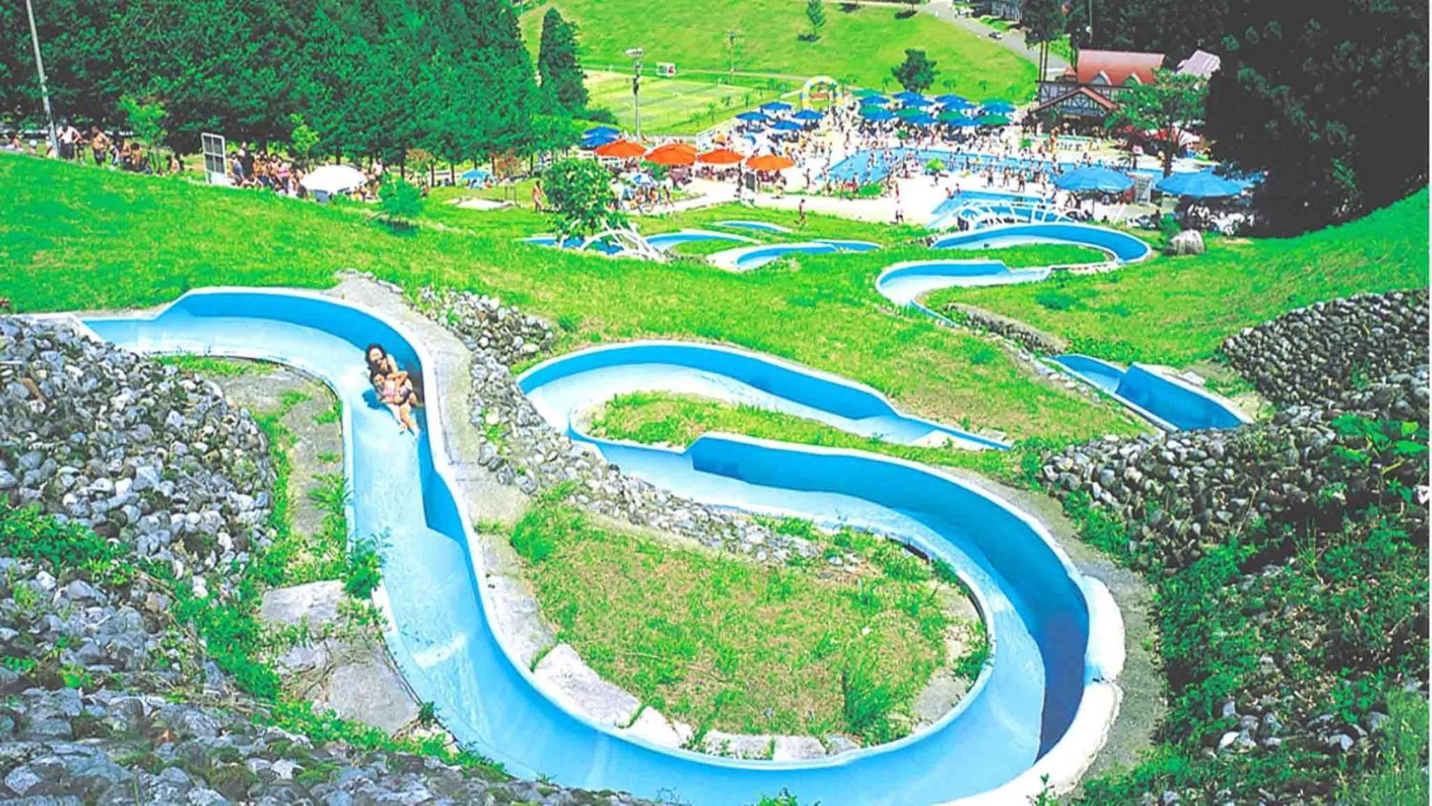 Swimming pool in Hotel Green Plaza Joetsu