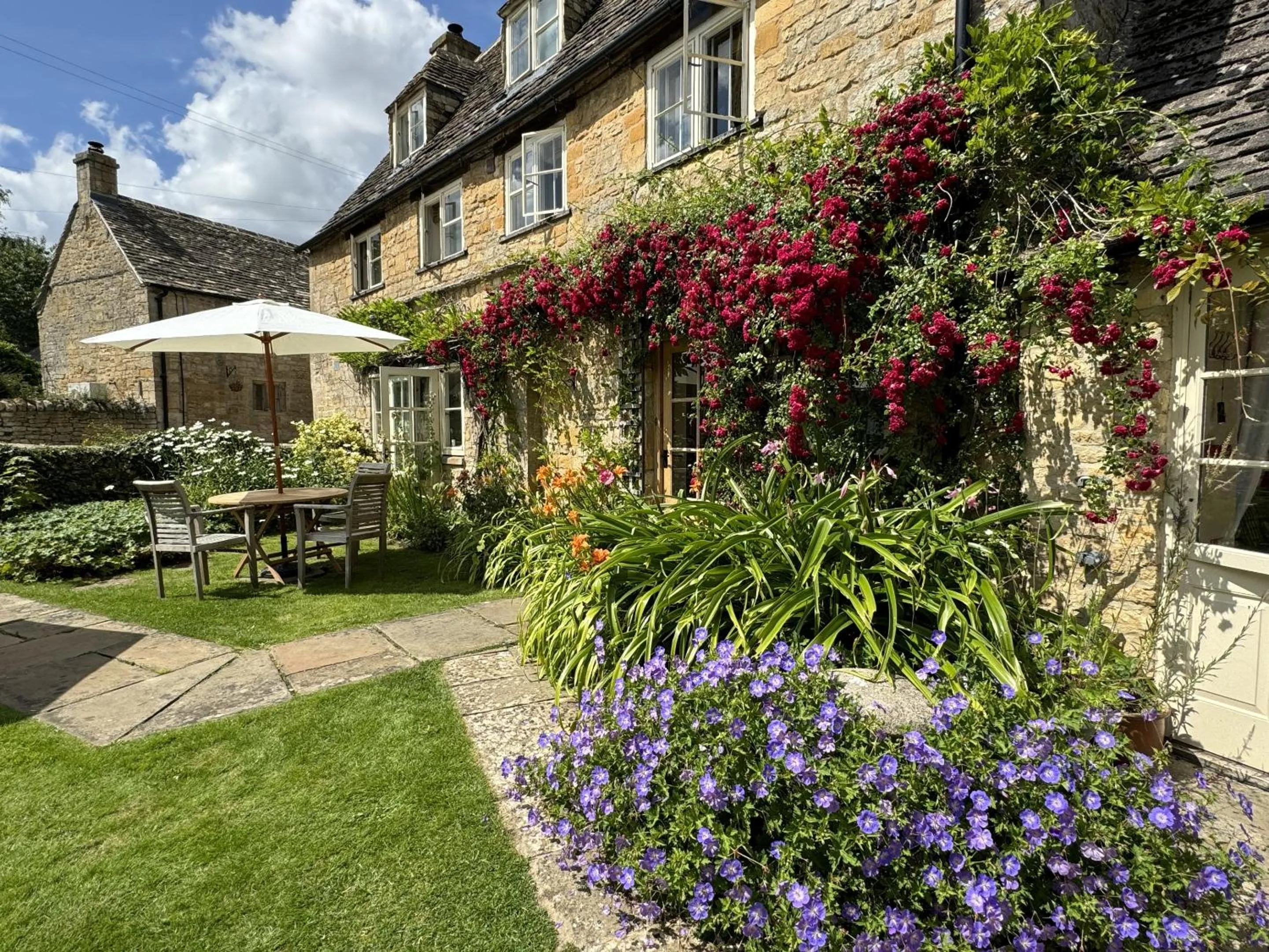 Garden in Guiting Guest House