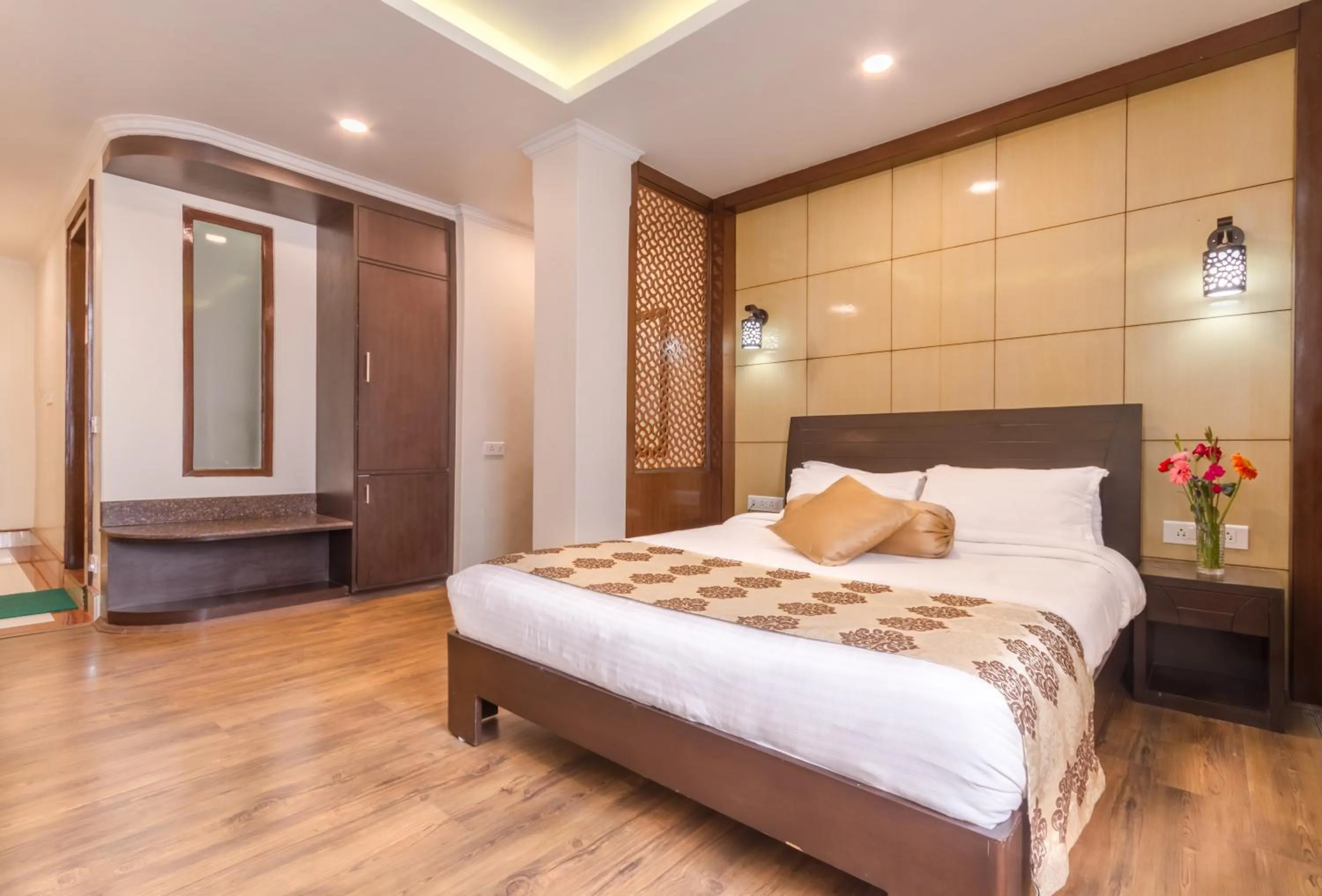 Bed in Hotel Sher-E-Punjab & Spa