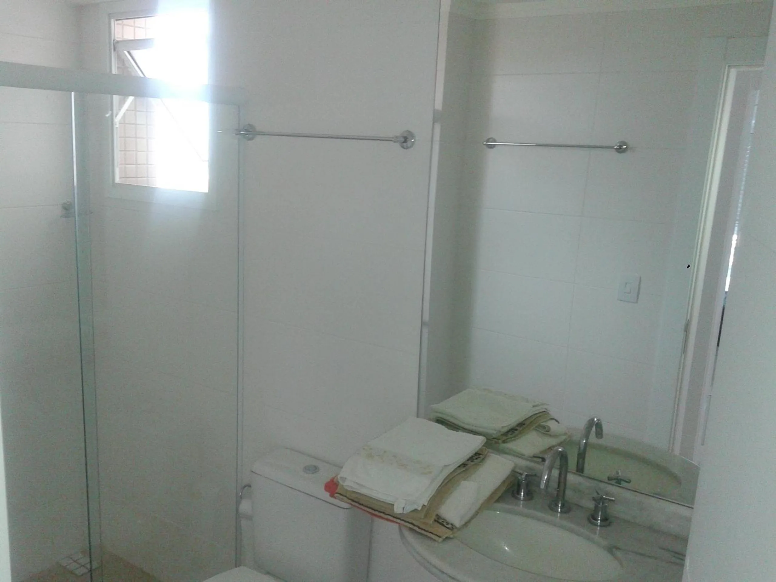 Bathroom in Apartamento no 20 piso com 90m2 e linda vista