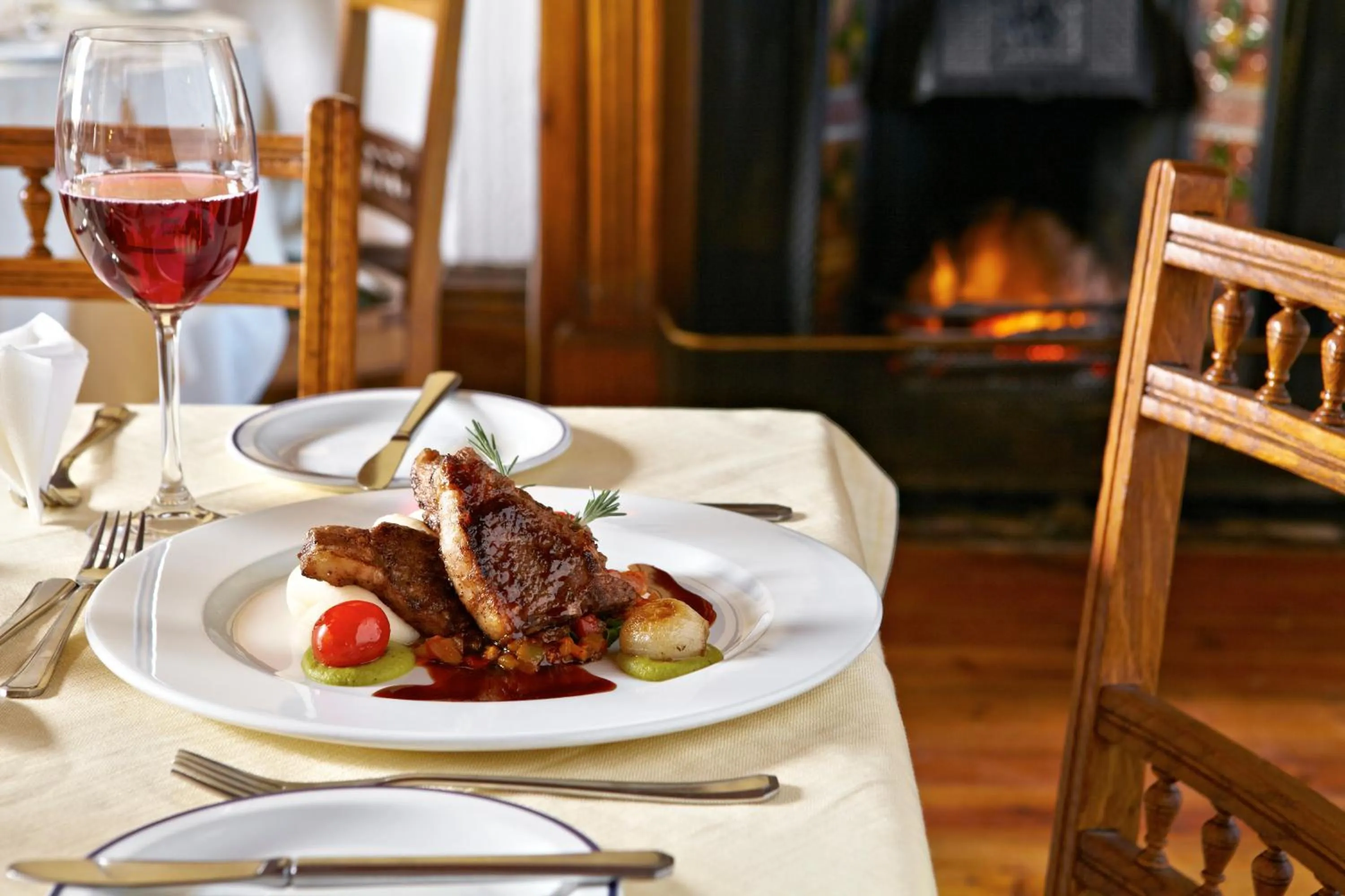 Restaurant/places to eat in Lord Milner Hotel