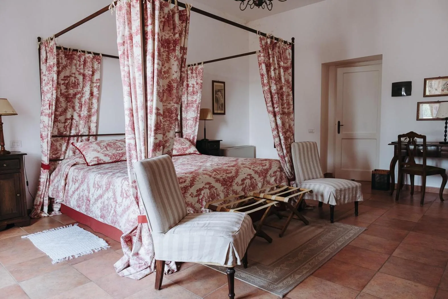 Photo of the whole room in Golf Club Metaponto