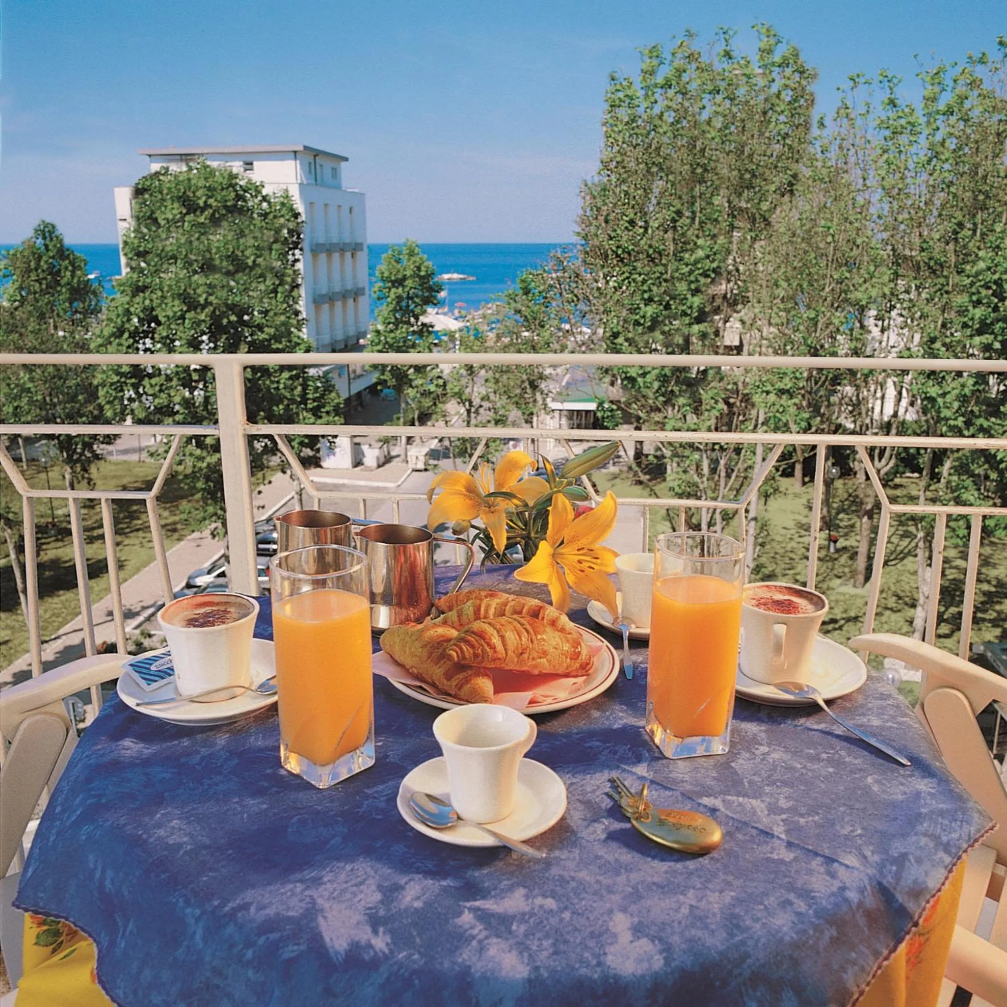 Continental breakfast in Hotel Calypso