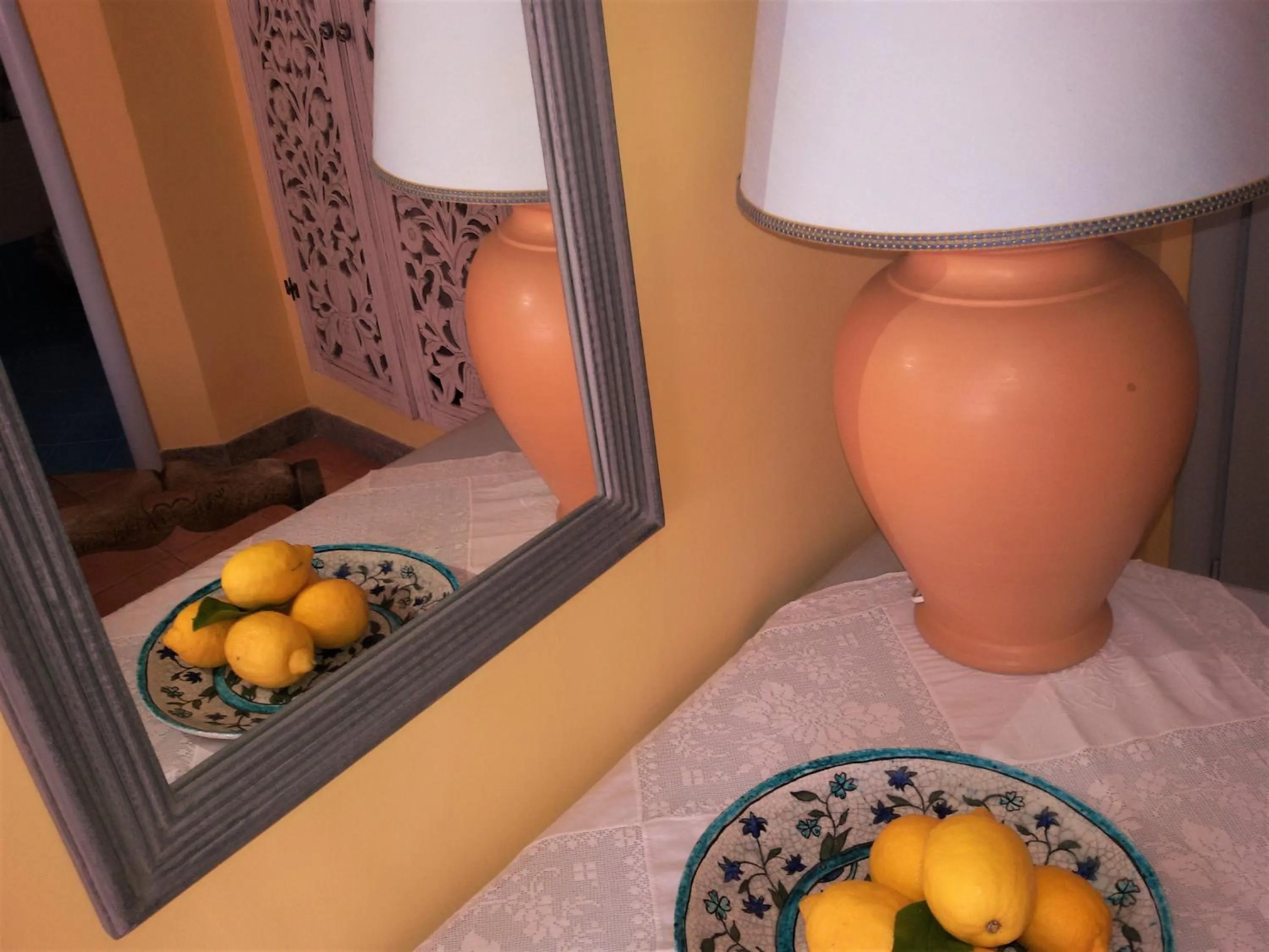 Decorative detail in Marulivo Hotel