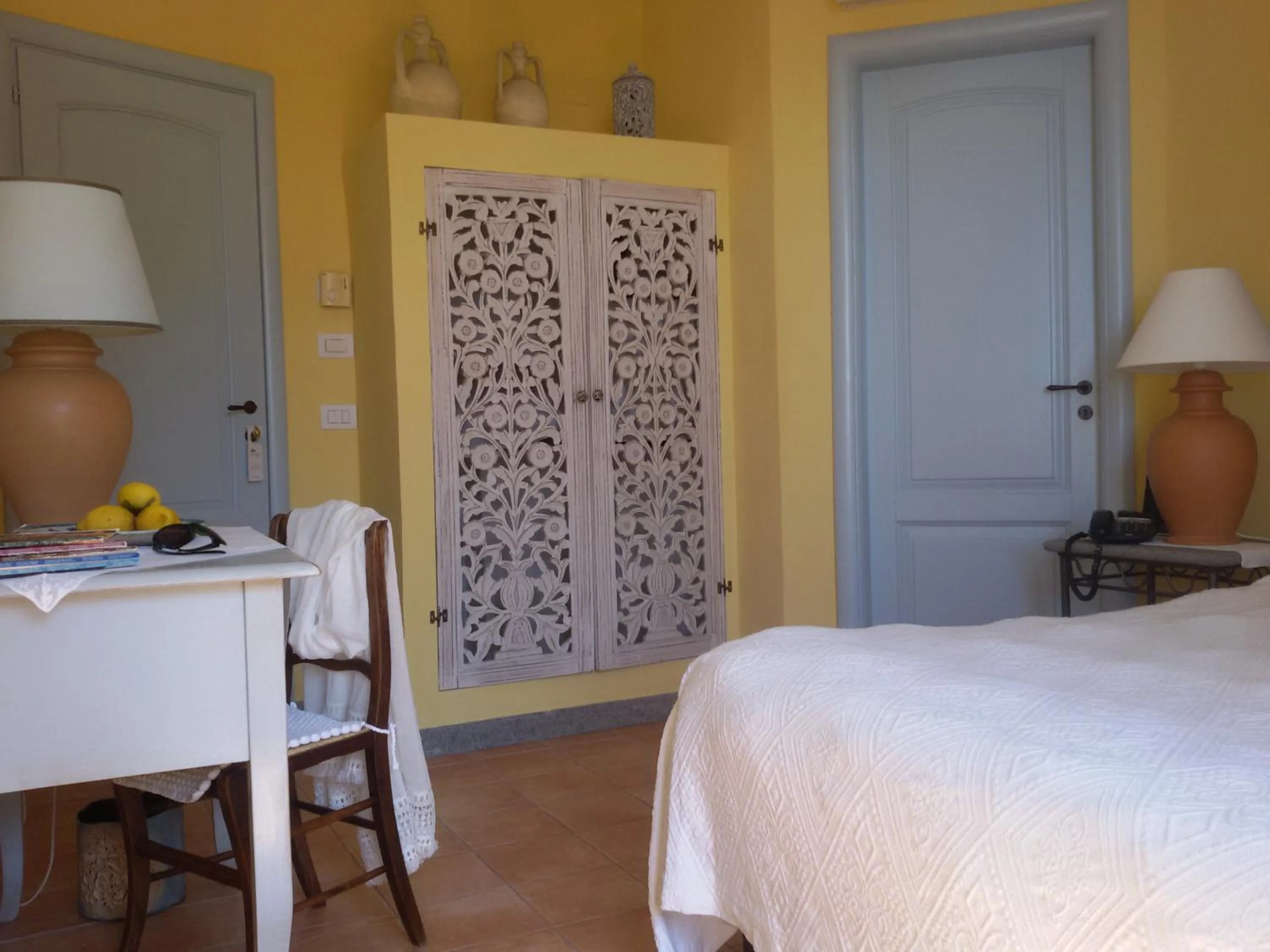 Photo of the whole room, Bed in Marulivo Hotel