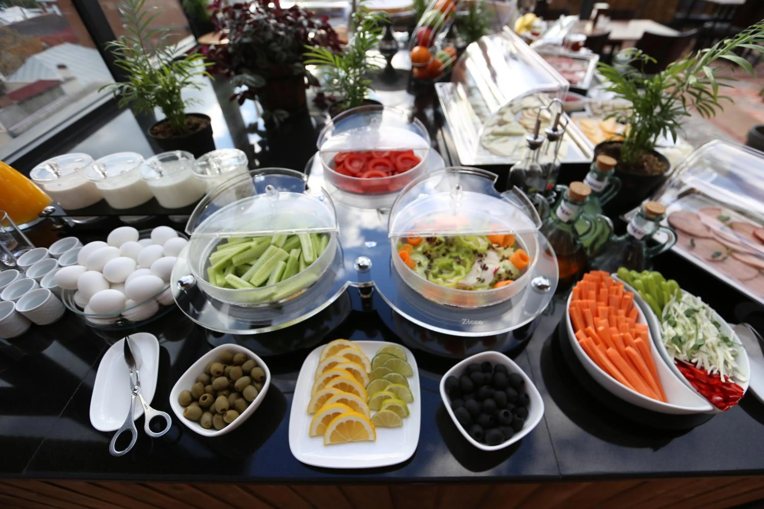 Breakfast in Old Meidan Tbilisi By Urban Hotels