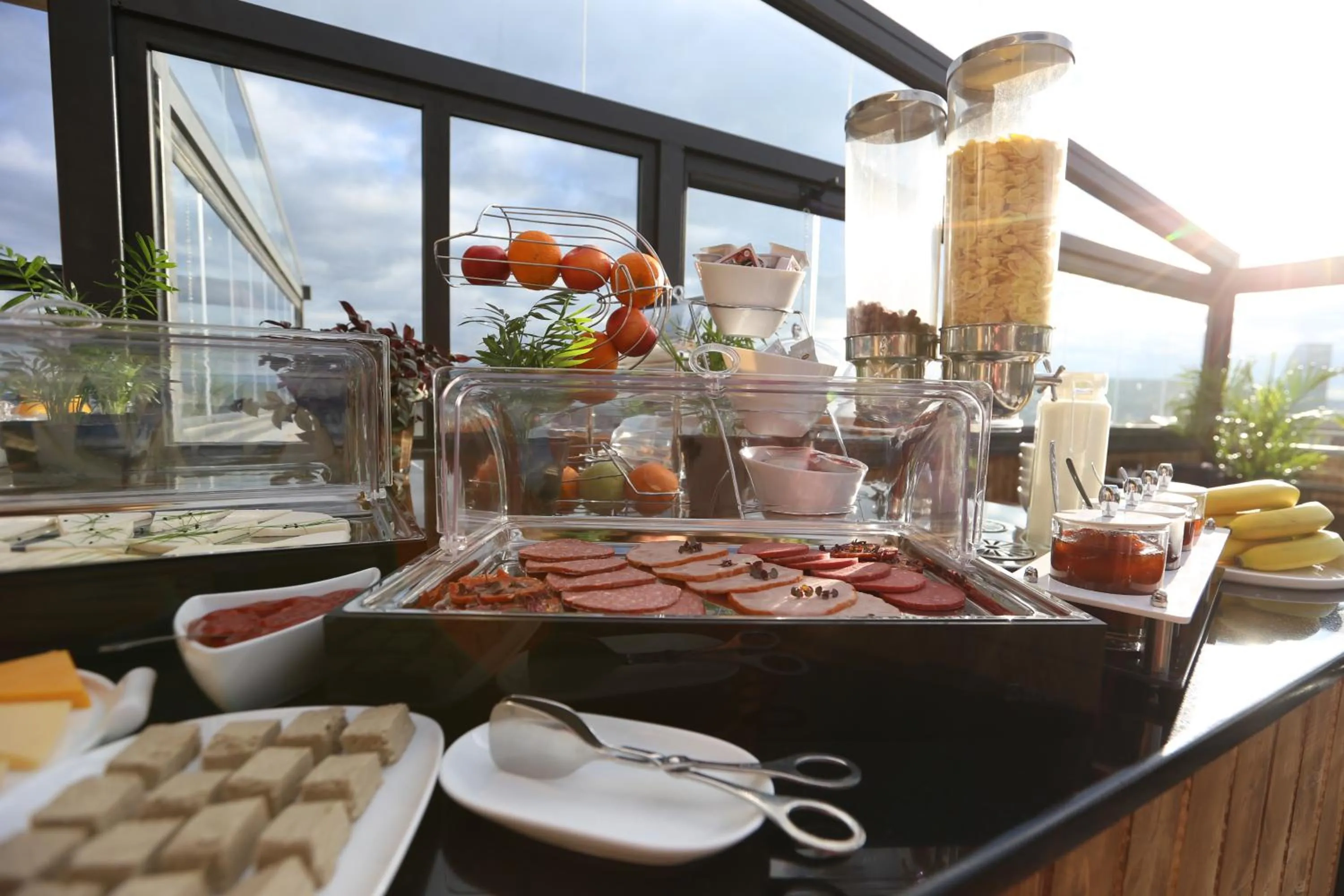 Breakfast in Old Meidan Tbilisi By Urban Hotels