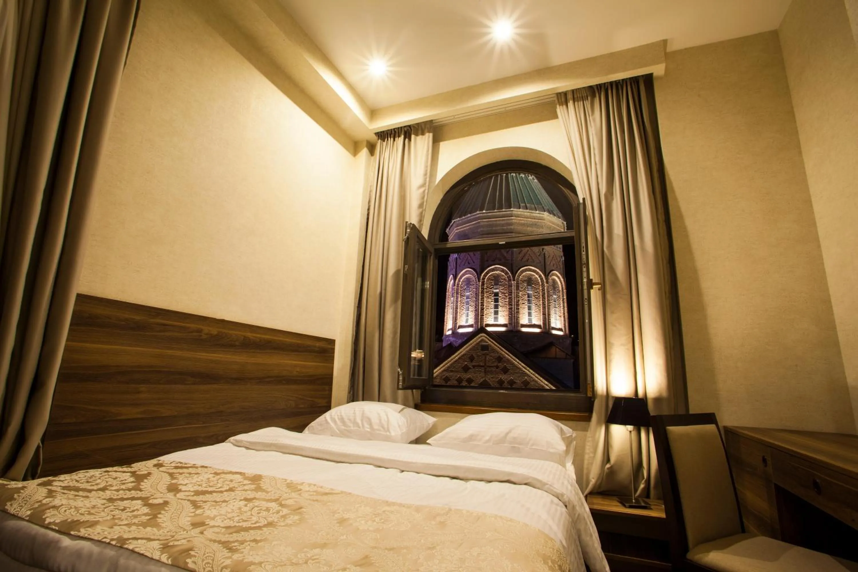 Nearby landmark, Bed in Old Meidan Tbilisi By Urban Hotels