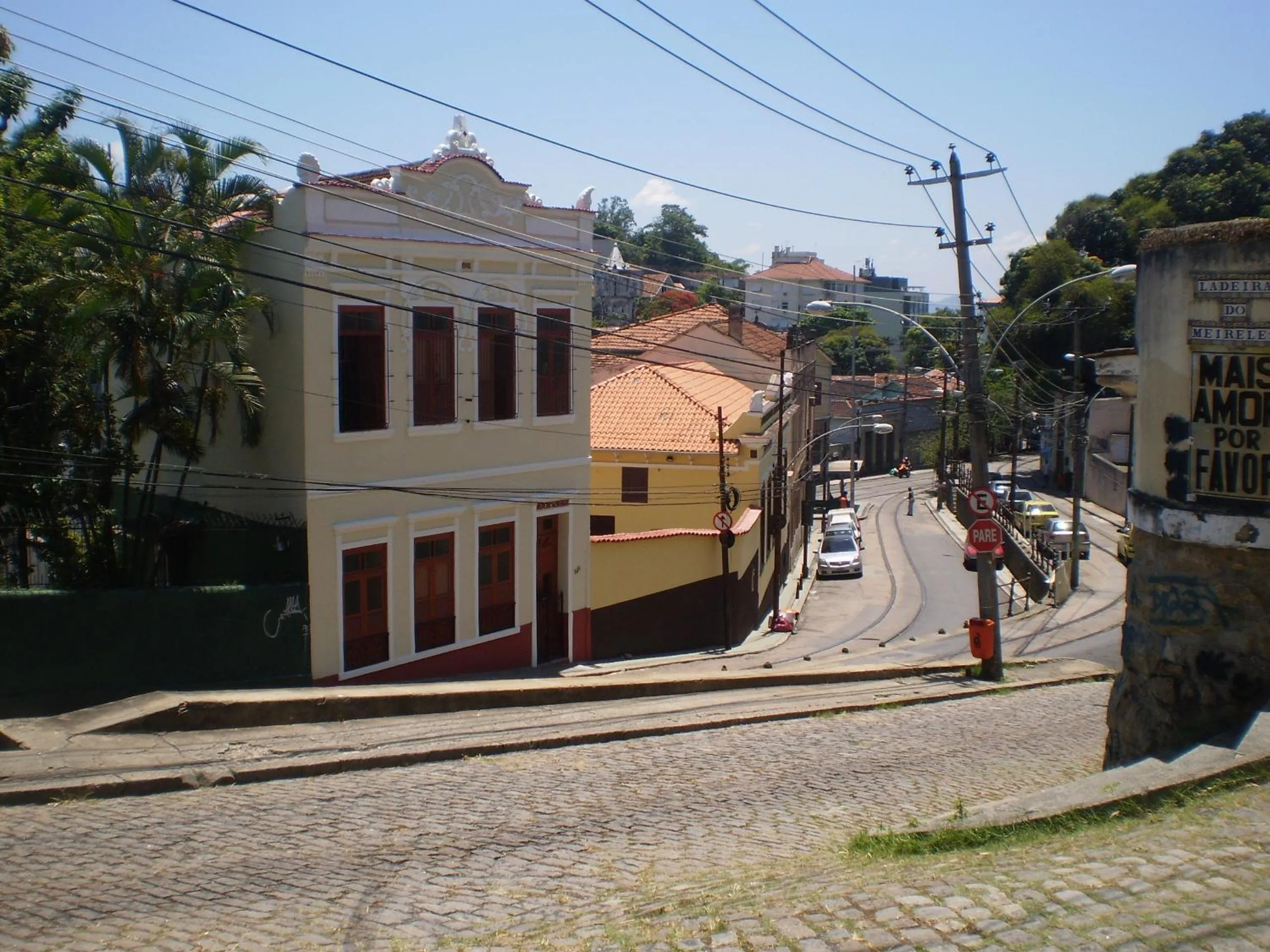 Facade/entrance in Historic House