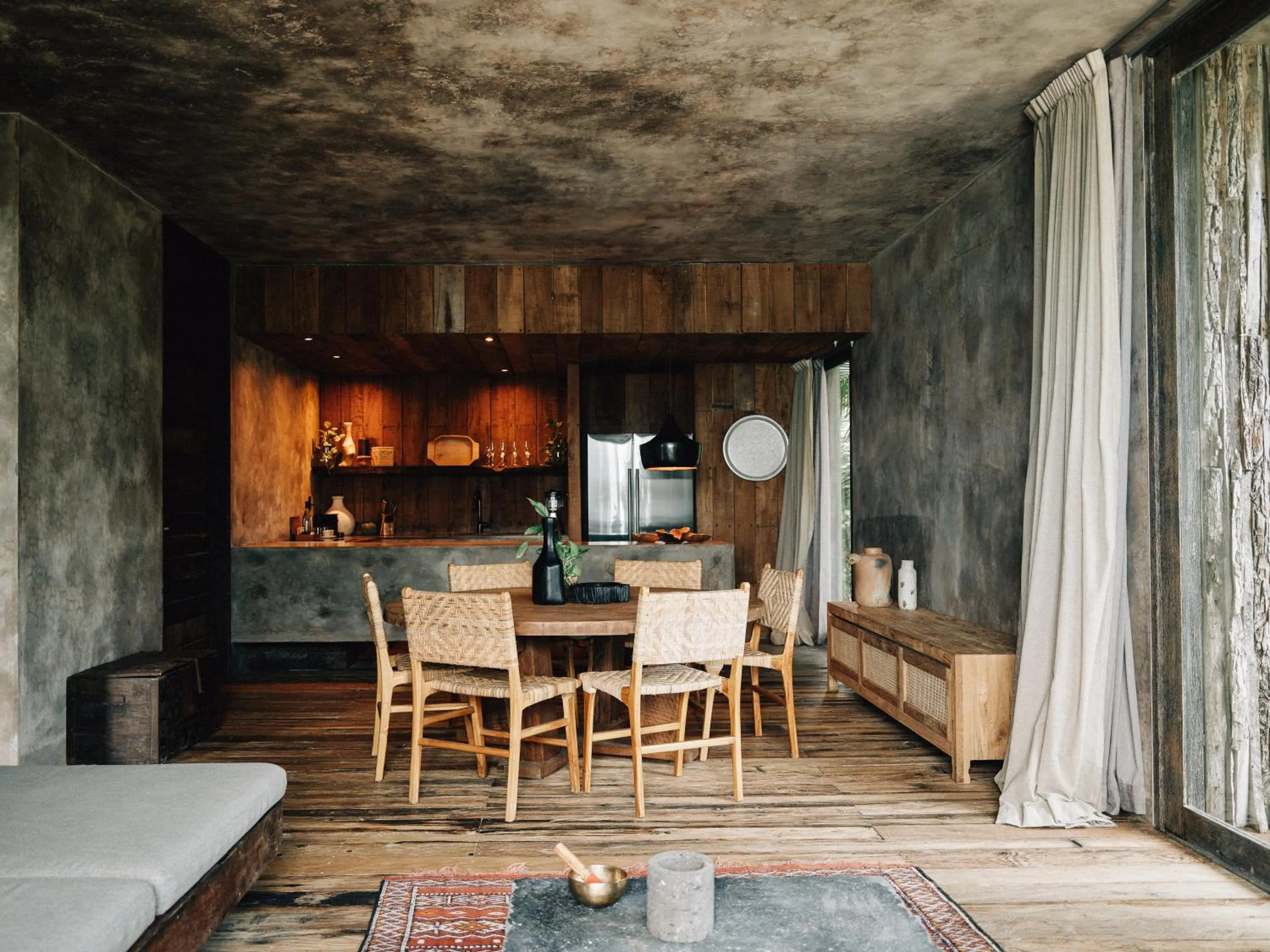 Dining area in Nômade Temple Tulum