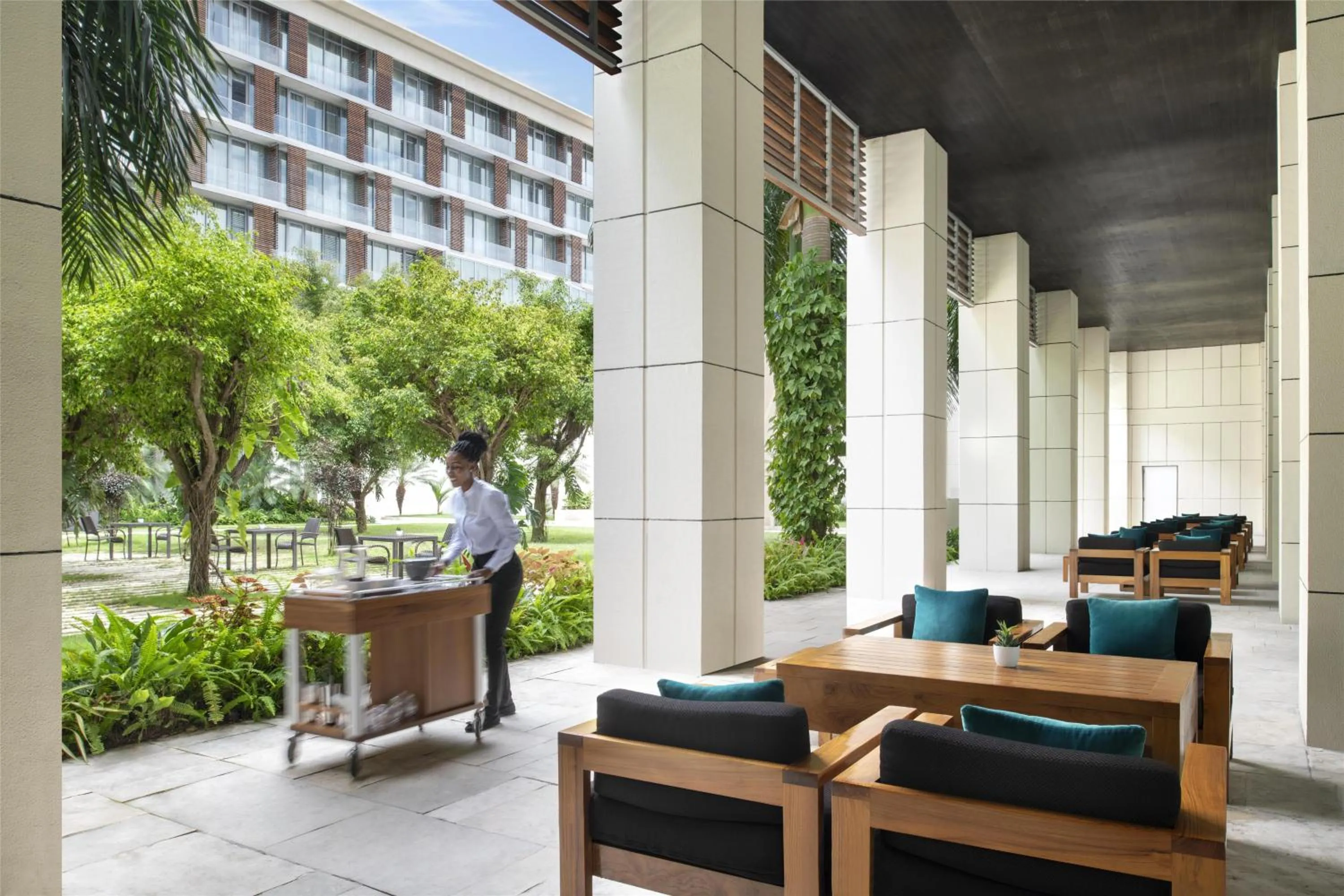 Restaurant/places to eat in Kempinski Hotel Gold Coast City