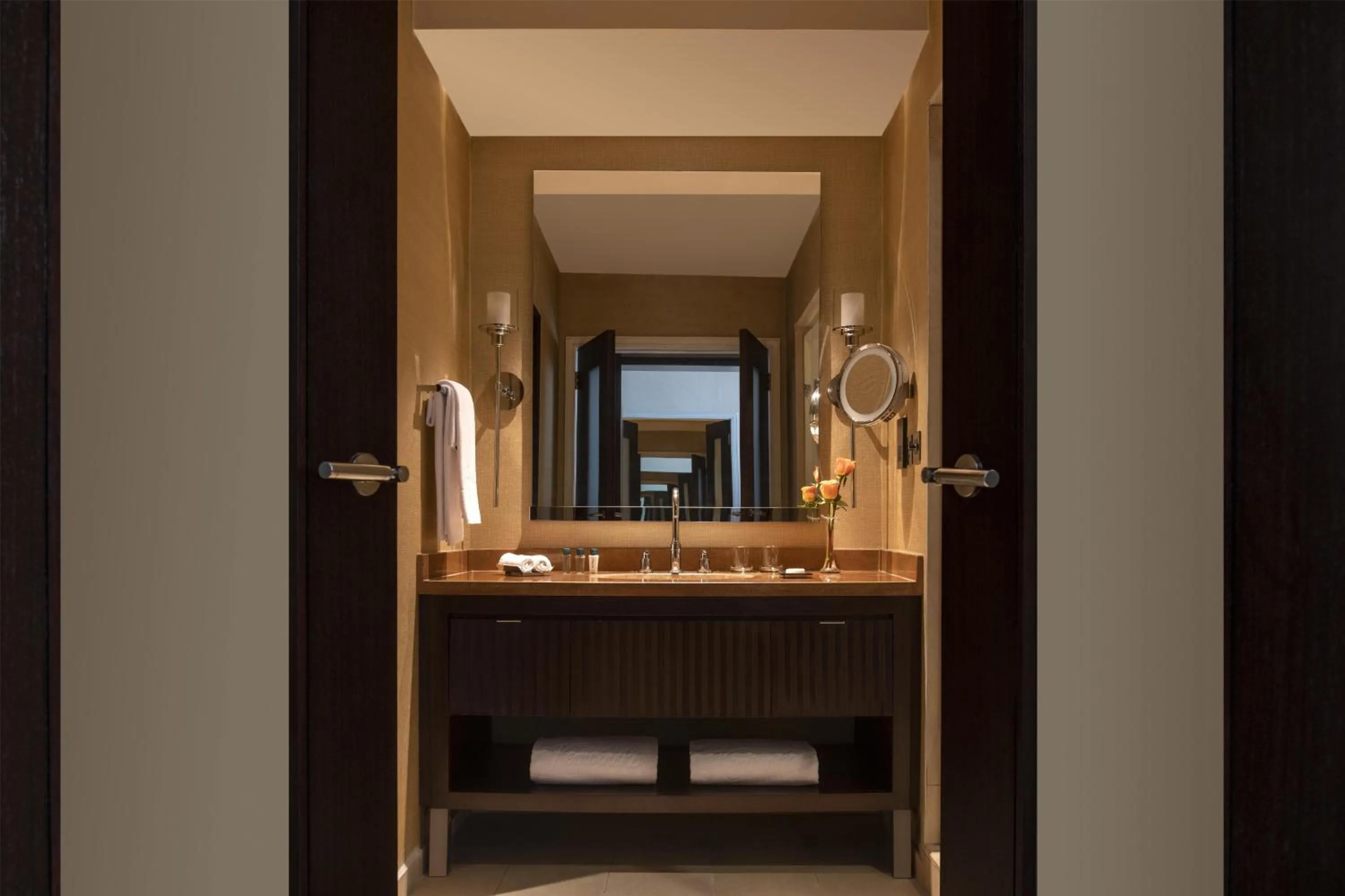 Bedroom in Kempinski Hotel Gold Coast City