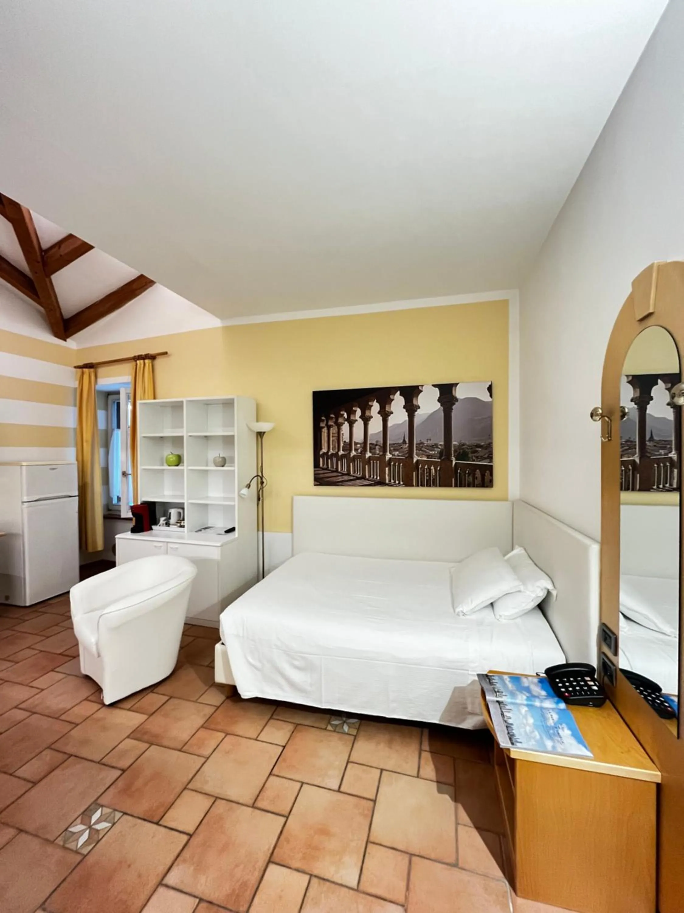 Photo of the whole room, Bed in Manci Apartments by Hotel America