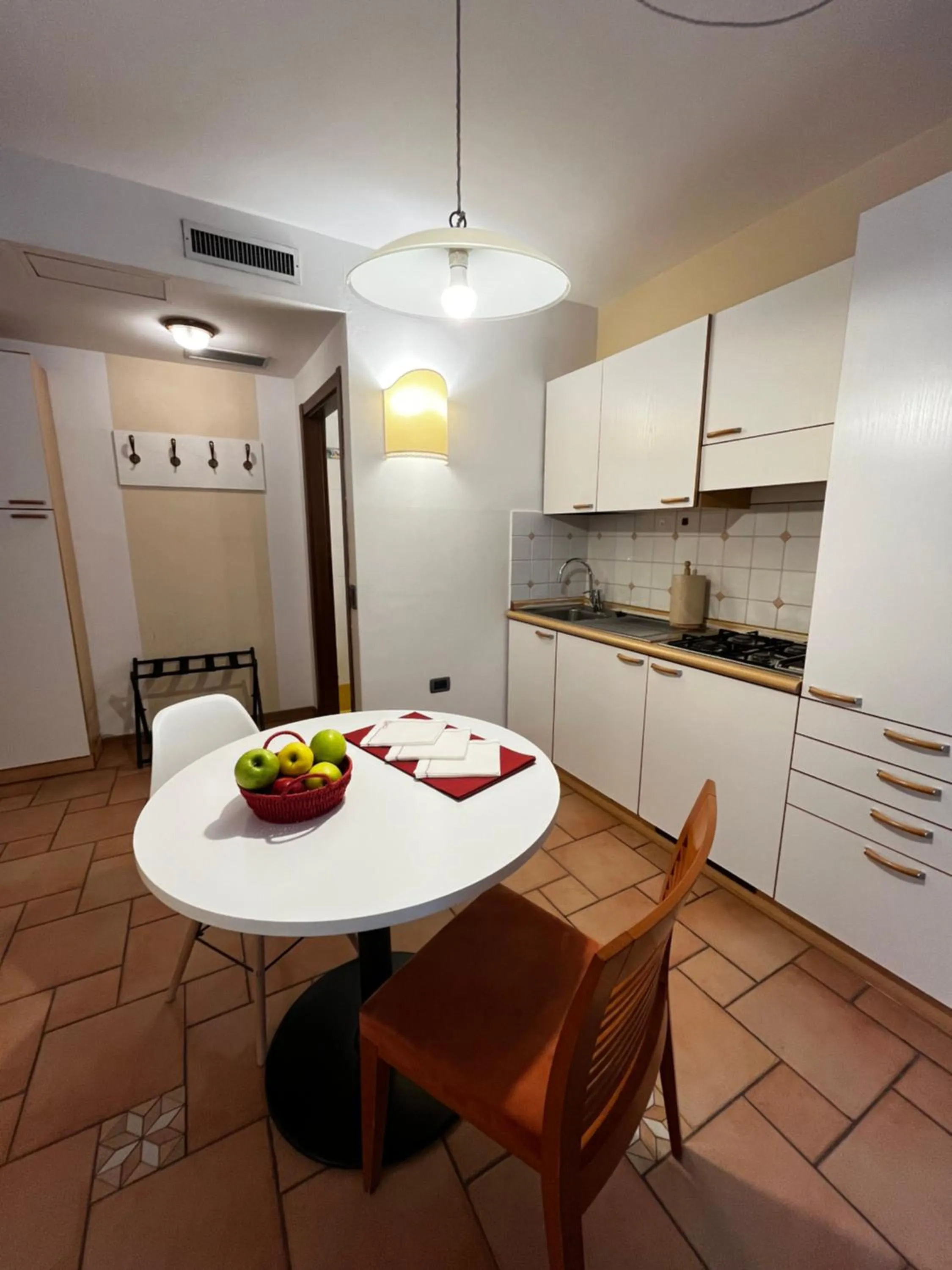 Kitchen or kitchenette in Manci Apartments by Hotel America