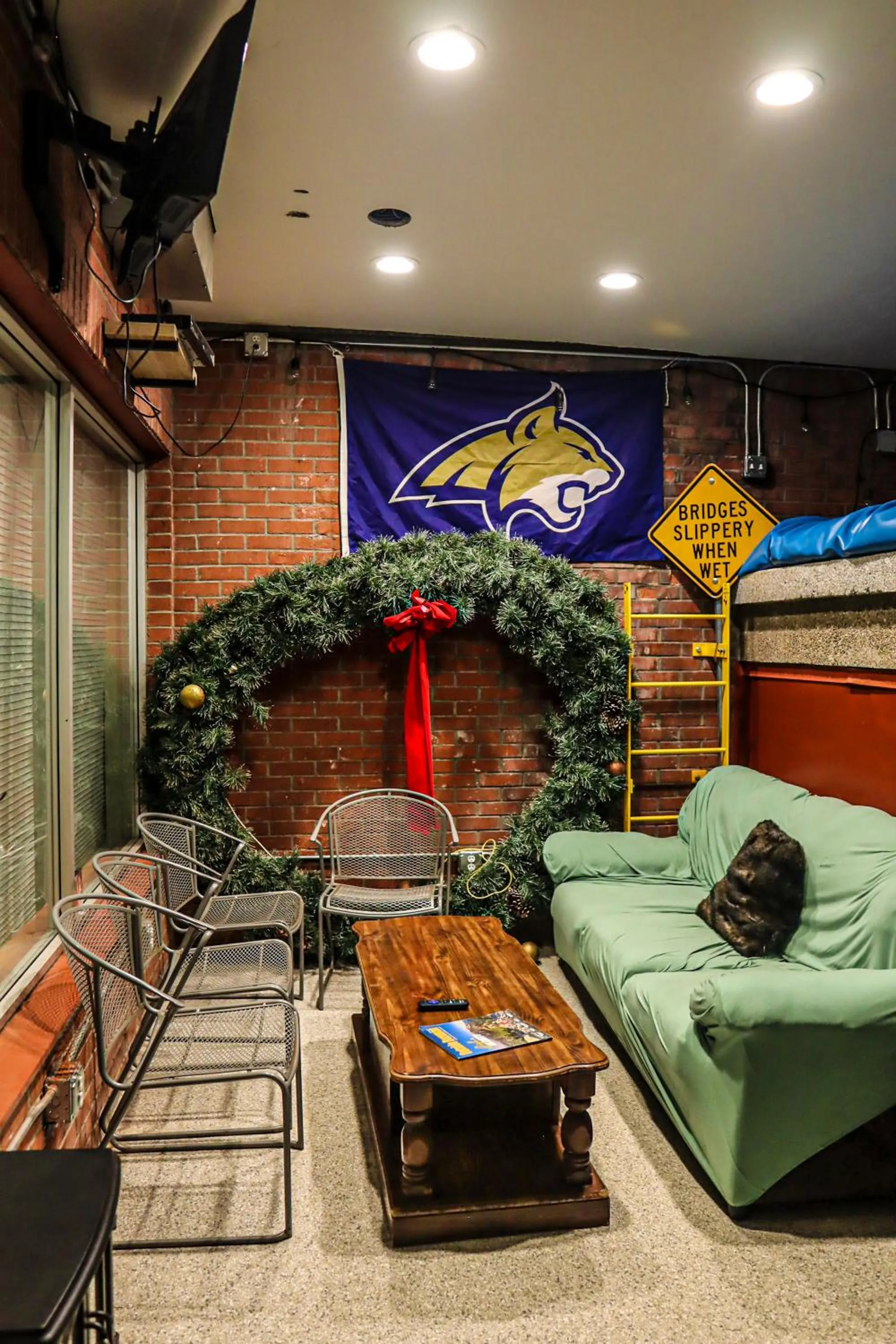 TV and multimedia in Treasure State Hostel