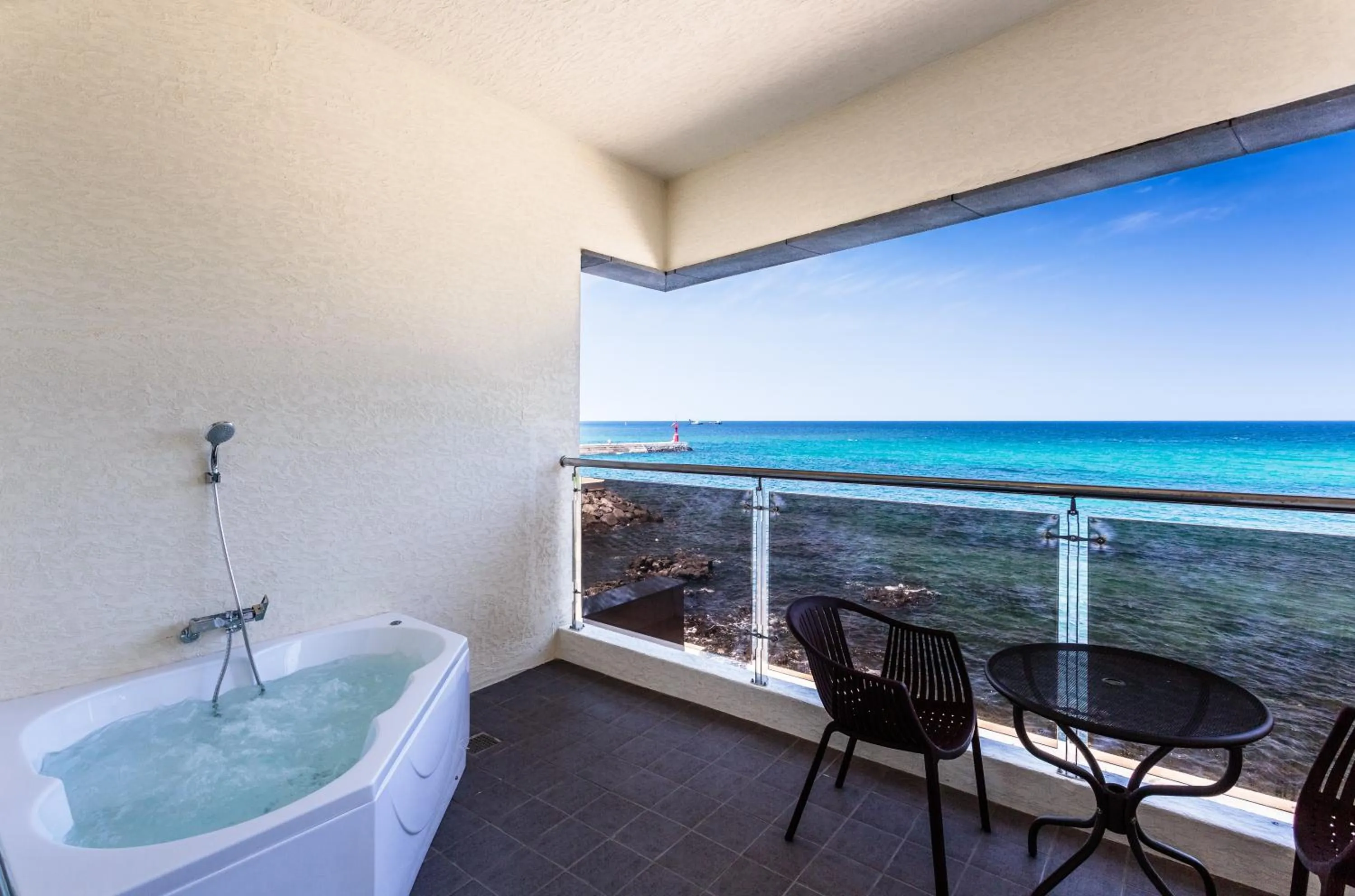 Day in Sea Stay Hotel