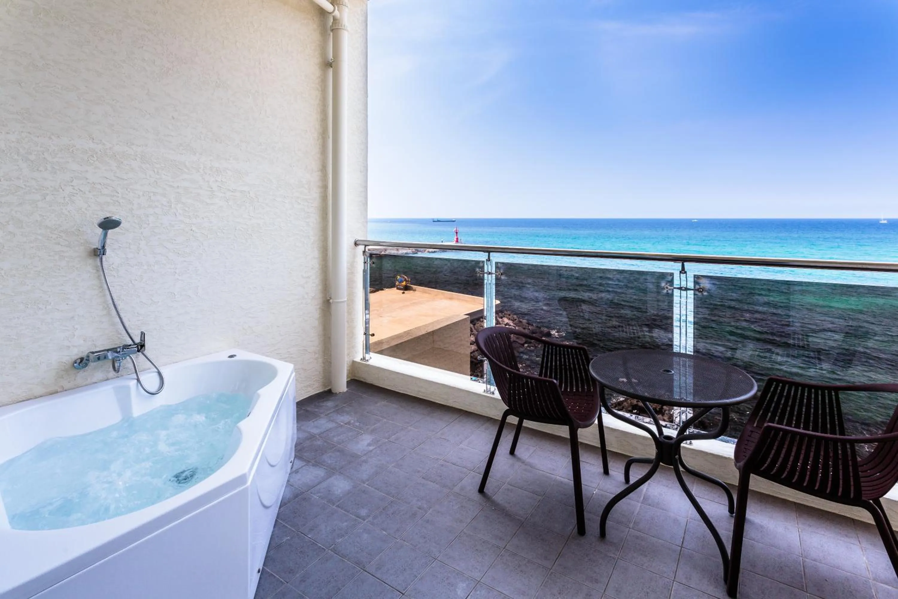 Day in Sea Stay Hotel