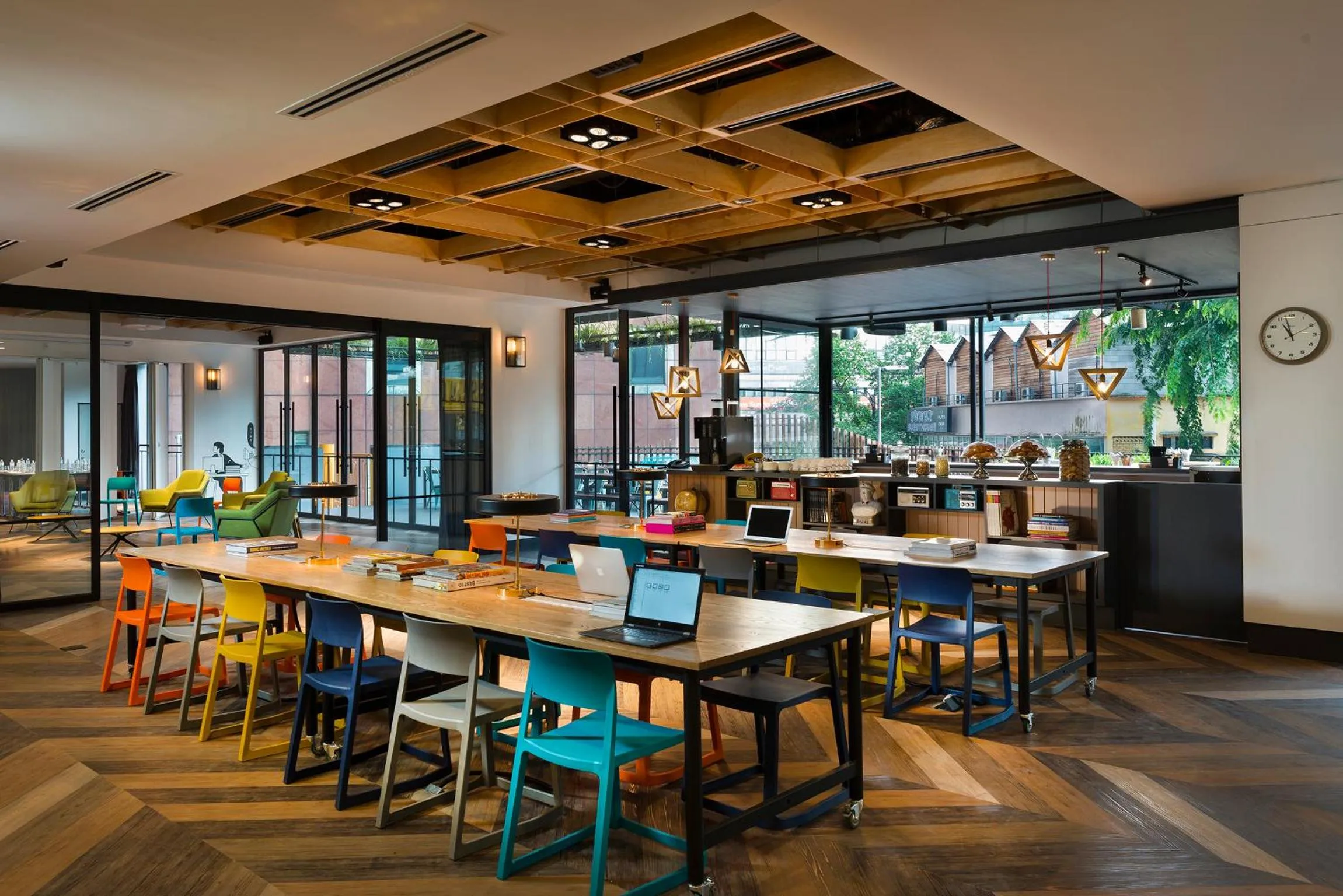 Restaurant/places to eat in The Kuala Lumpur Journal Hotel