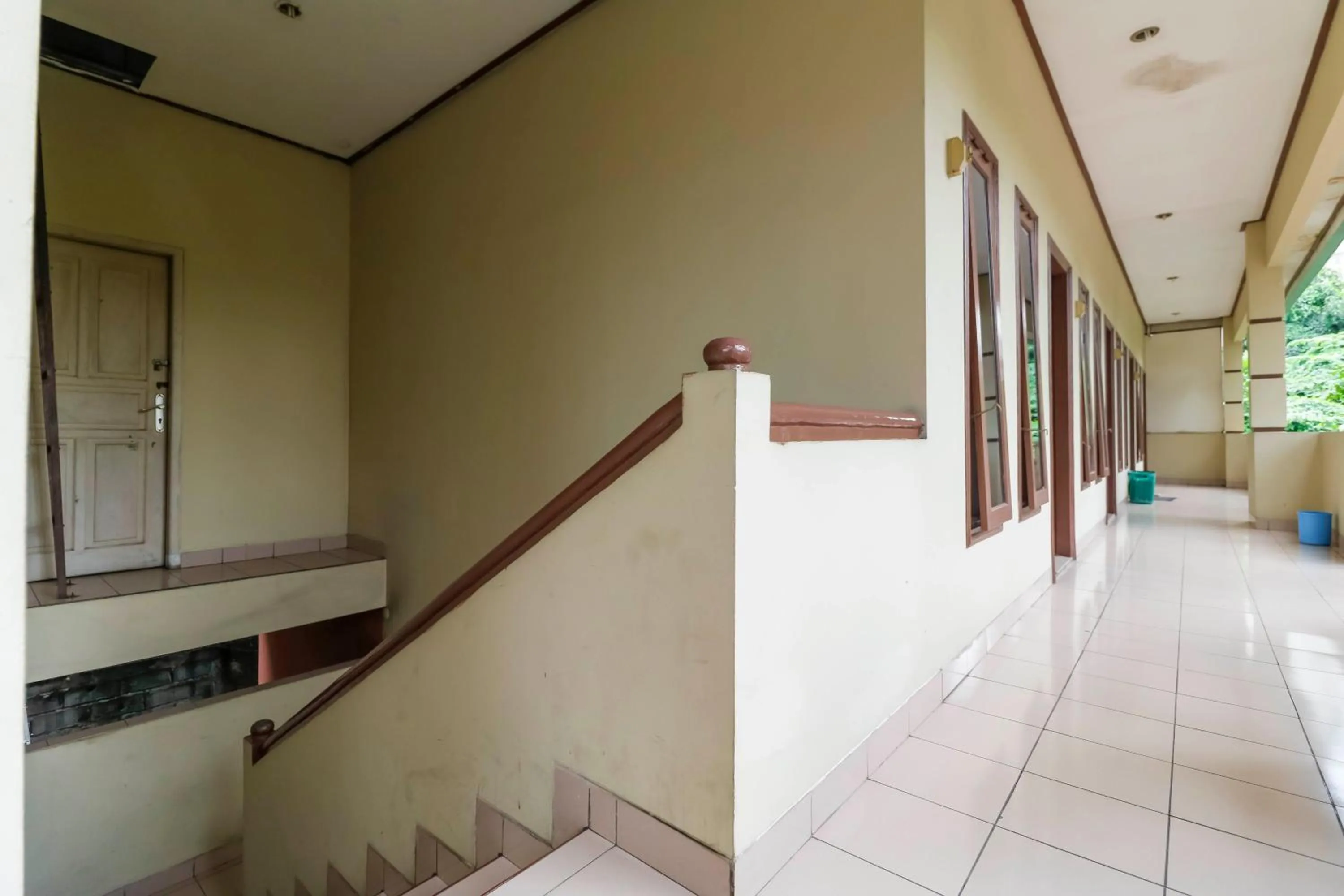 Area and facilities in Reddoorz Plus @ Karet Pedurenan 3