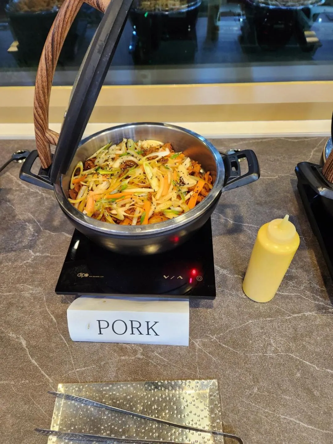 Breakfast in Hotel L'art Gimpo