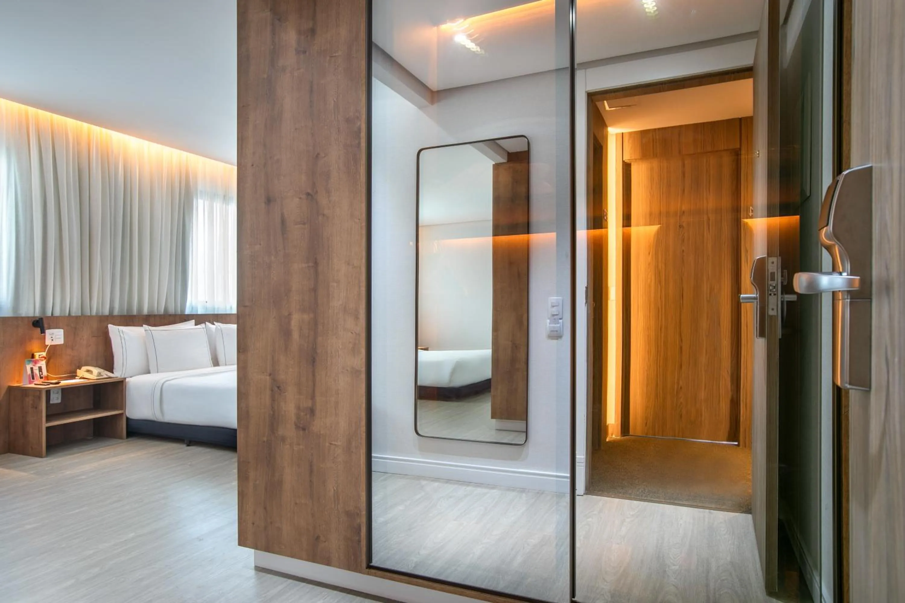 Bed in Meliá Jardim Europa