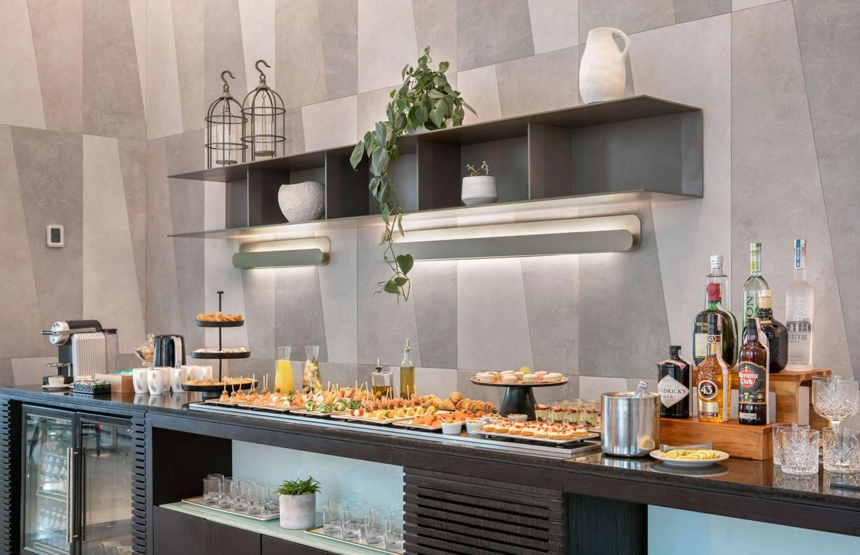 Property building in Meliá Jardim Europa