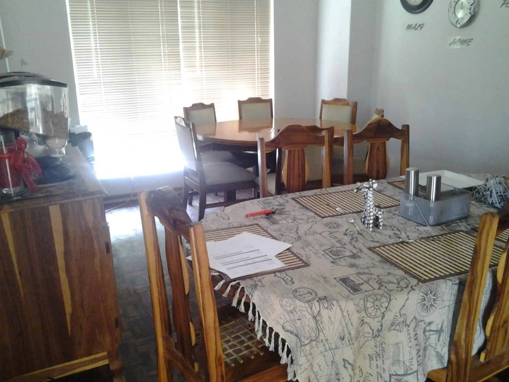 Restaurant/places to eat in The Lighthouse Guesthouse