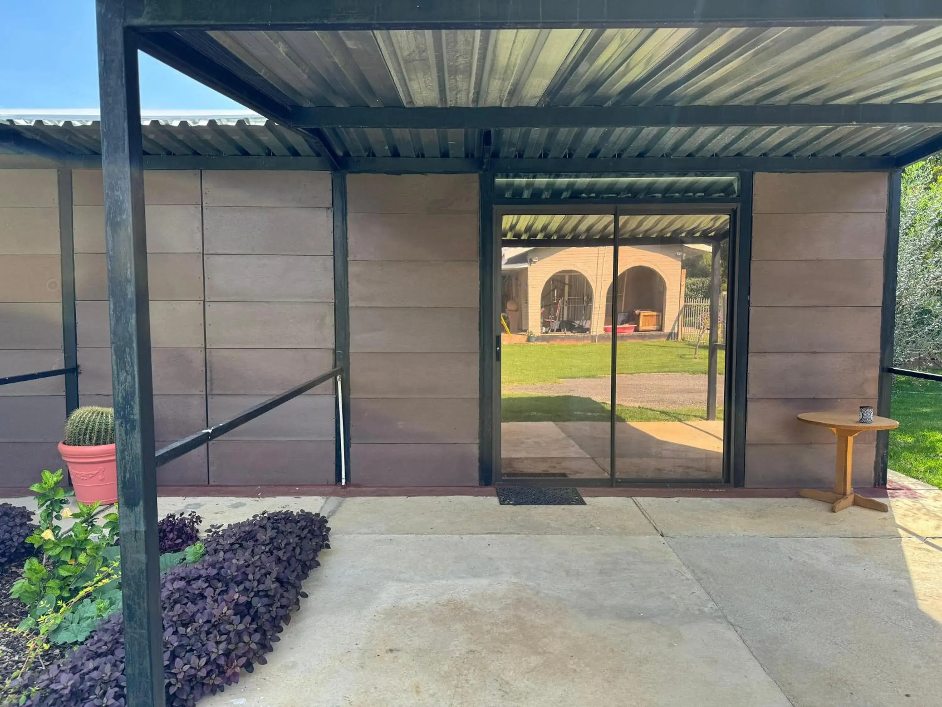 Double or Twin Room with Garden View in The Lighthouse Guesthouse Double or Twin Room with Garden View in The Lighthouse Guesthouse