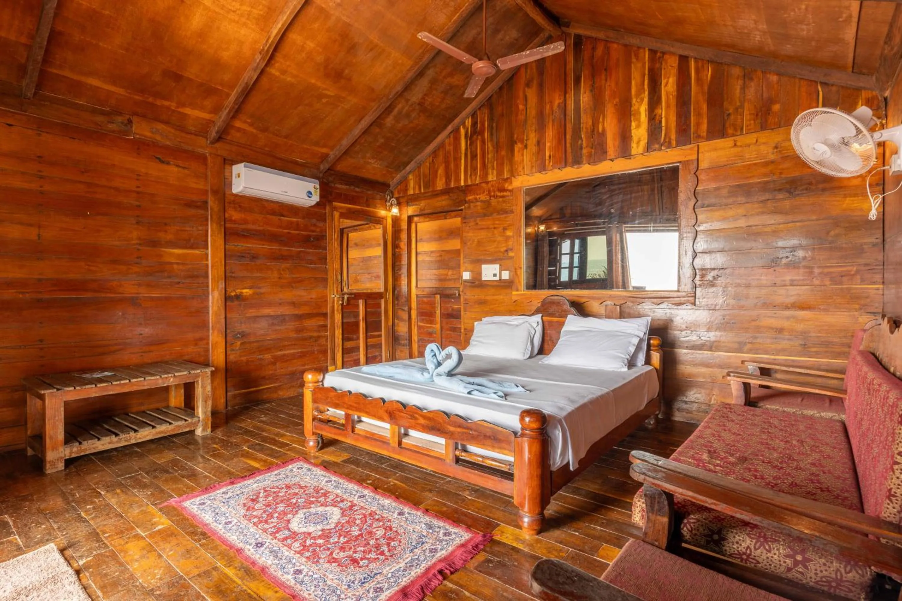 Bedroom, Bed in Blue Lagoon Resort Goa