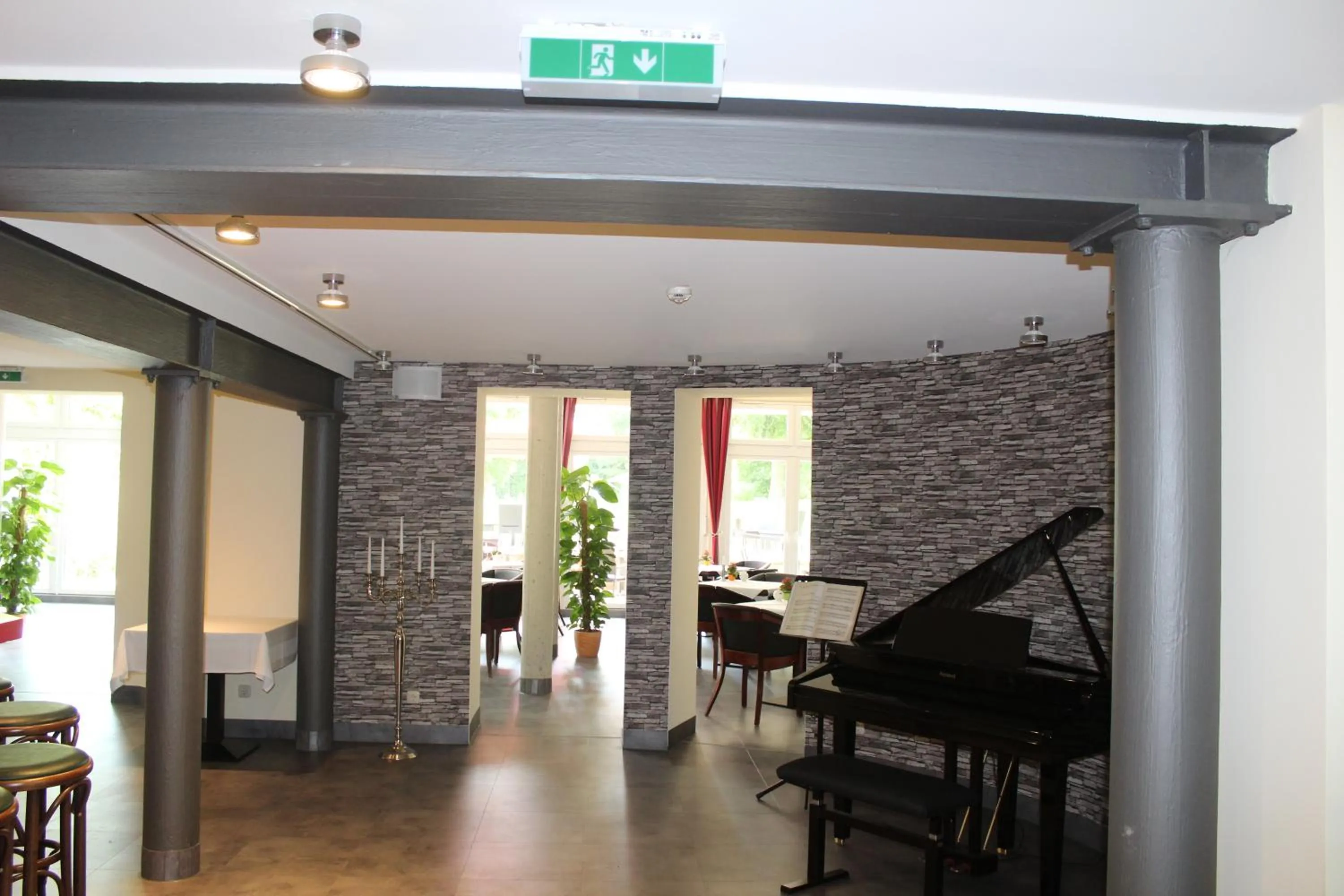 Restaurant/places to eat in Hotel Villa Passion