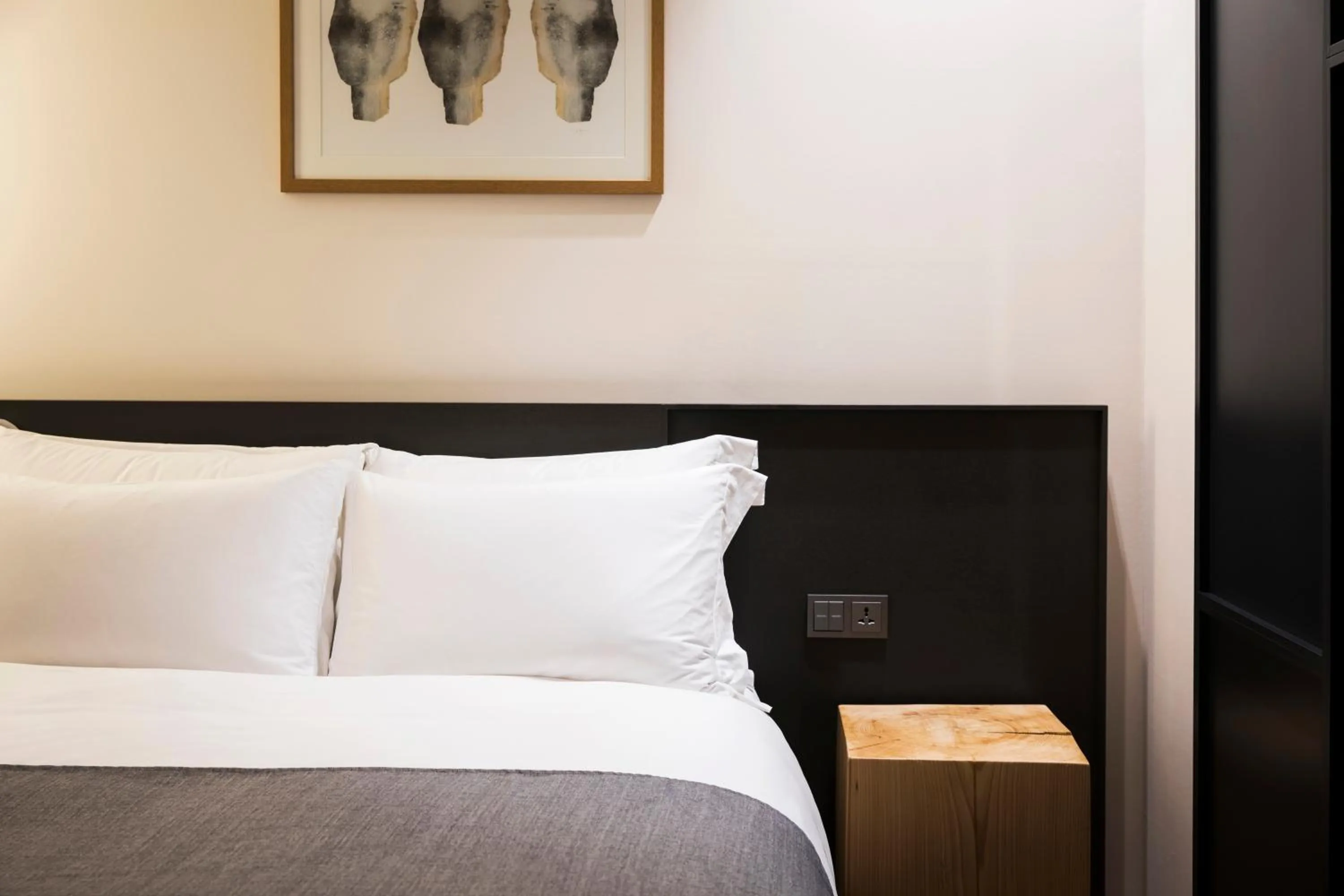Bed in Shilla Stay Gwanghwamun Myeongdong