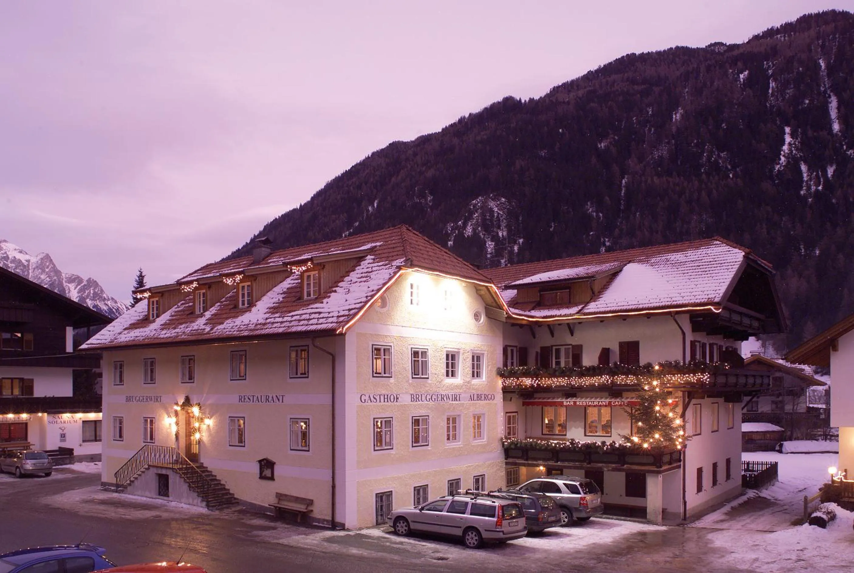 Facade/entrance in Hotel Bruggerwirt